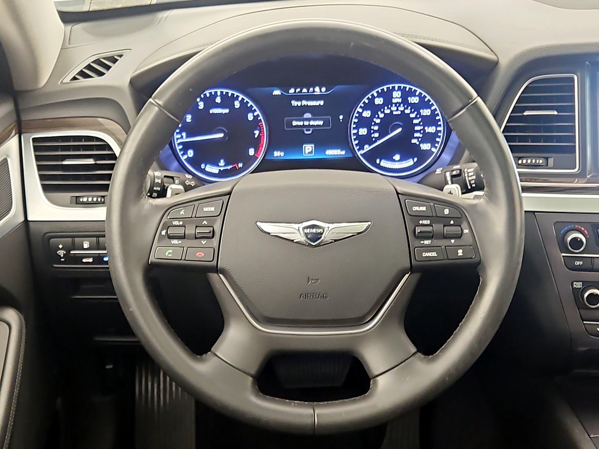 Thumbnail: 2017 Genesis G80 - 10
