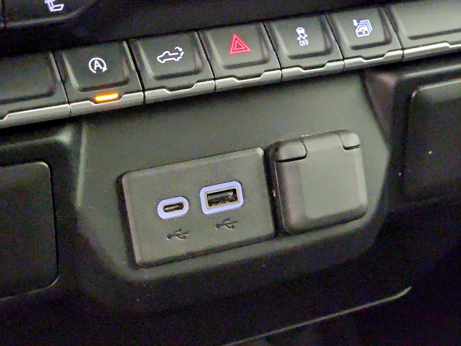 2020 Chevrolet Silverado 1500 LT - Photo 19