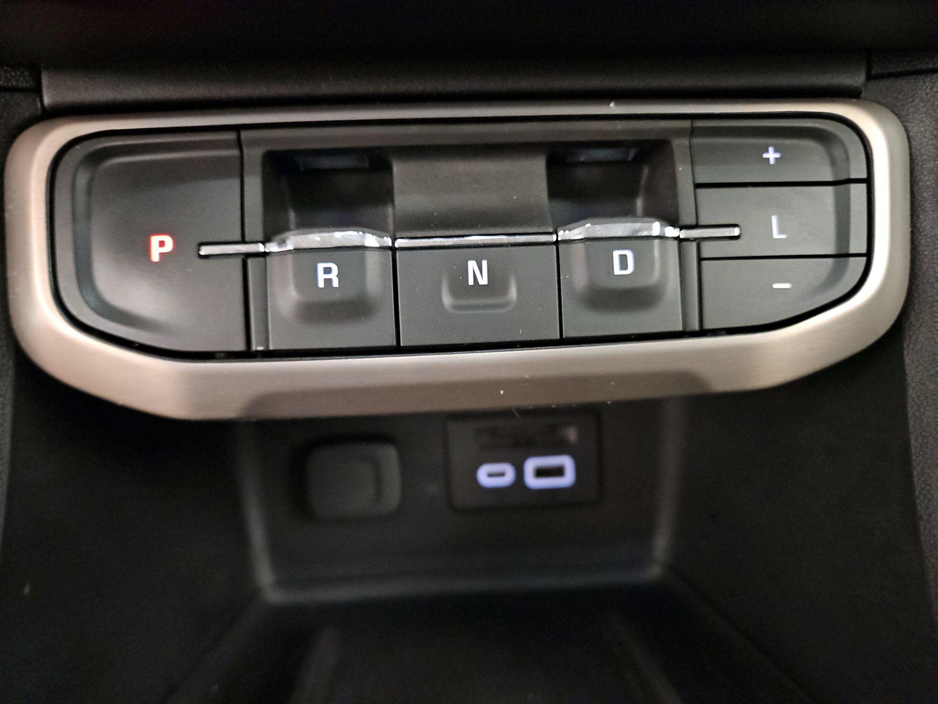 Thumbnail: 2021 GMC Acadia - 16