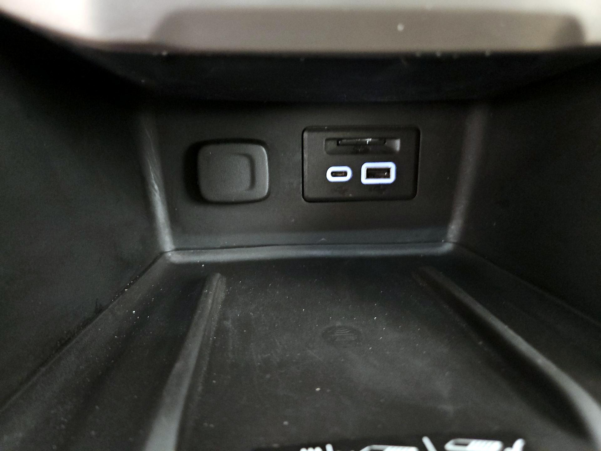 Thumbnail: 2021 GMC Acadia - 17