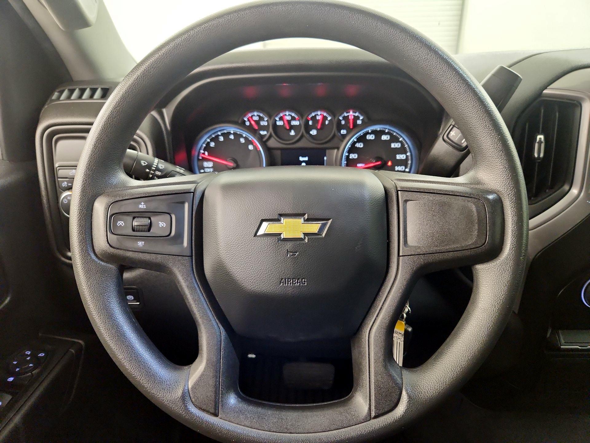 Thumbnail: 2021 Chevrolet Silverado 1500 - 10
