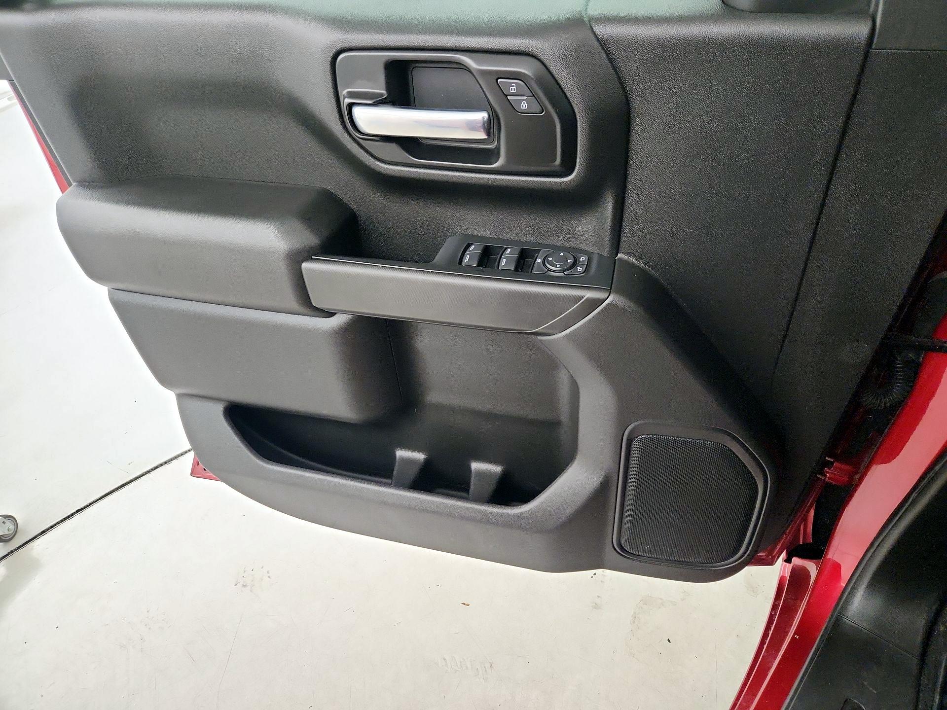 Thumbnail: 2021 Chevrolet Silverado 1500 - 12