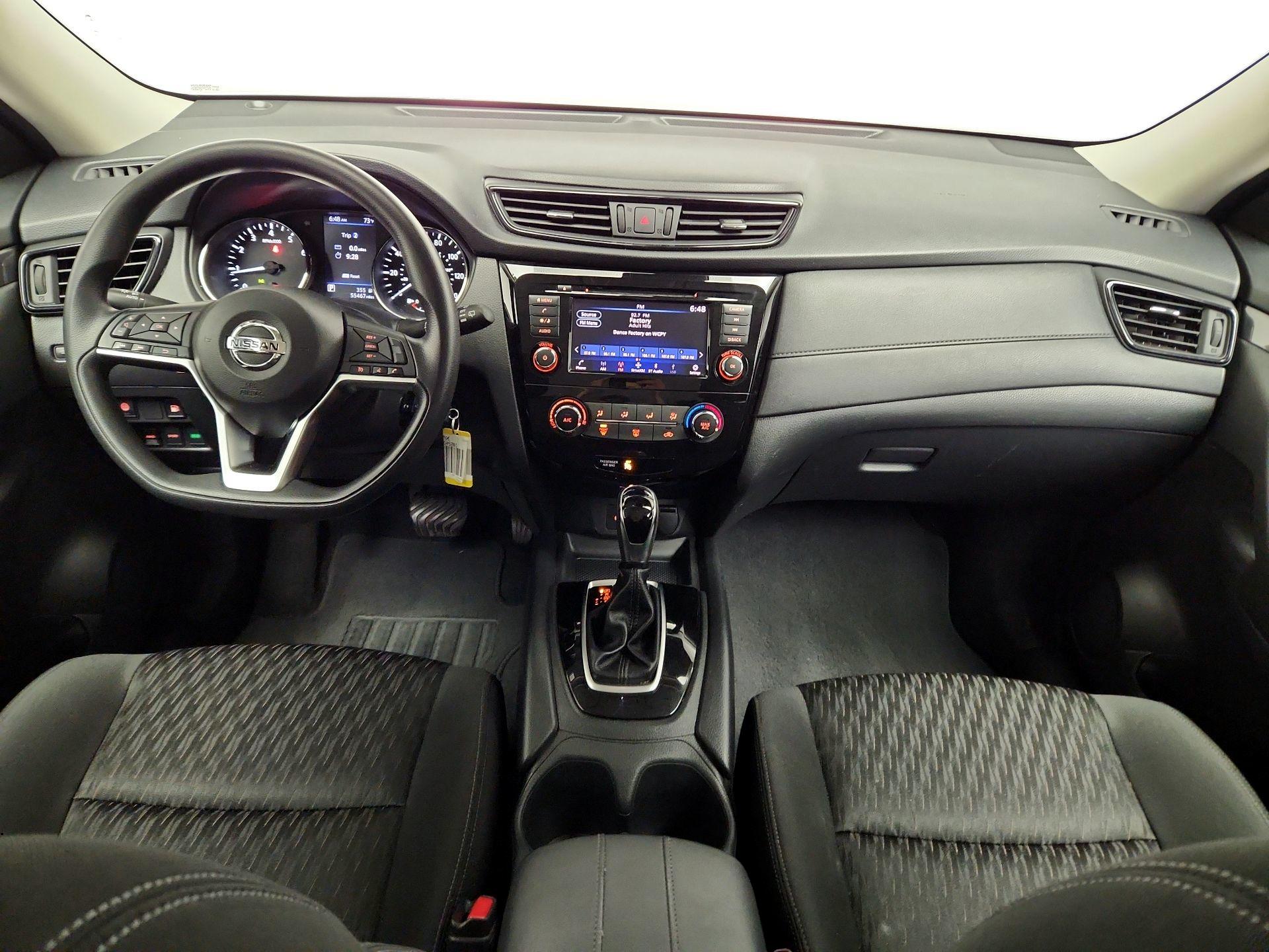 Thumbnail: 2020 Nissan Rogue - 9