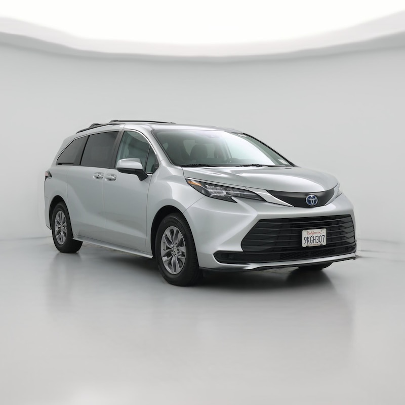 2024 Toyota Sienna Hybrid LE