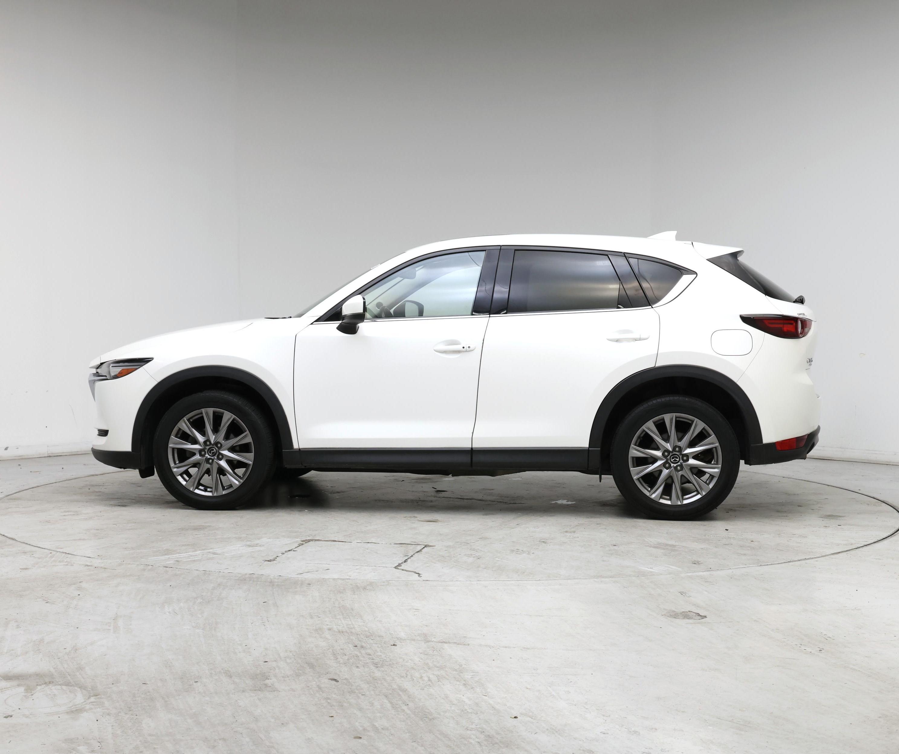 Thumbnail: 2021 Mazda CX-5 - 3
