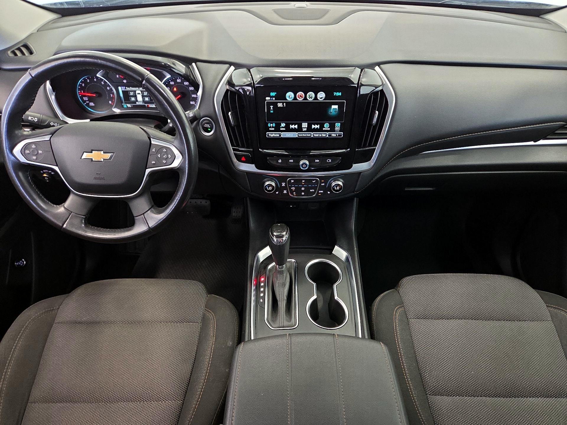 Thumbnail: 2019 Chevrolet Traverse - 9