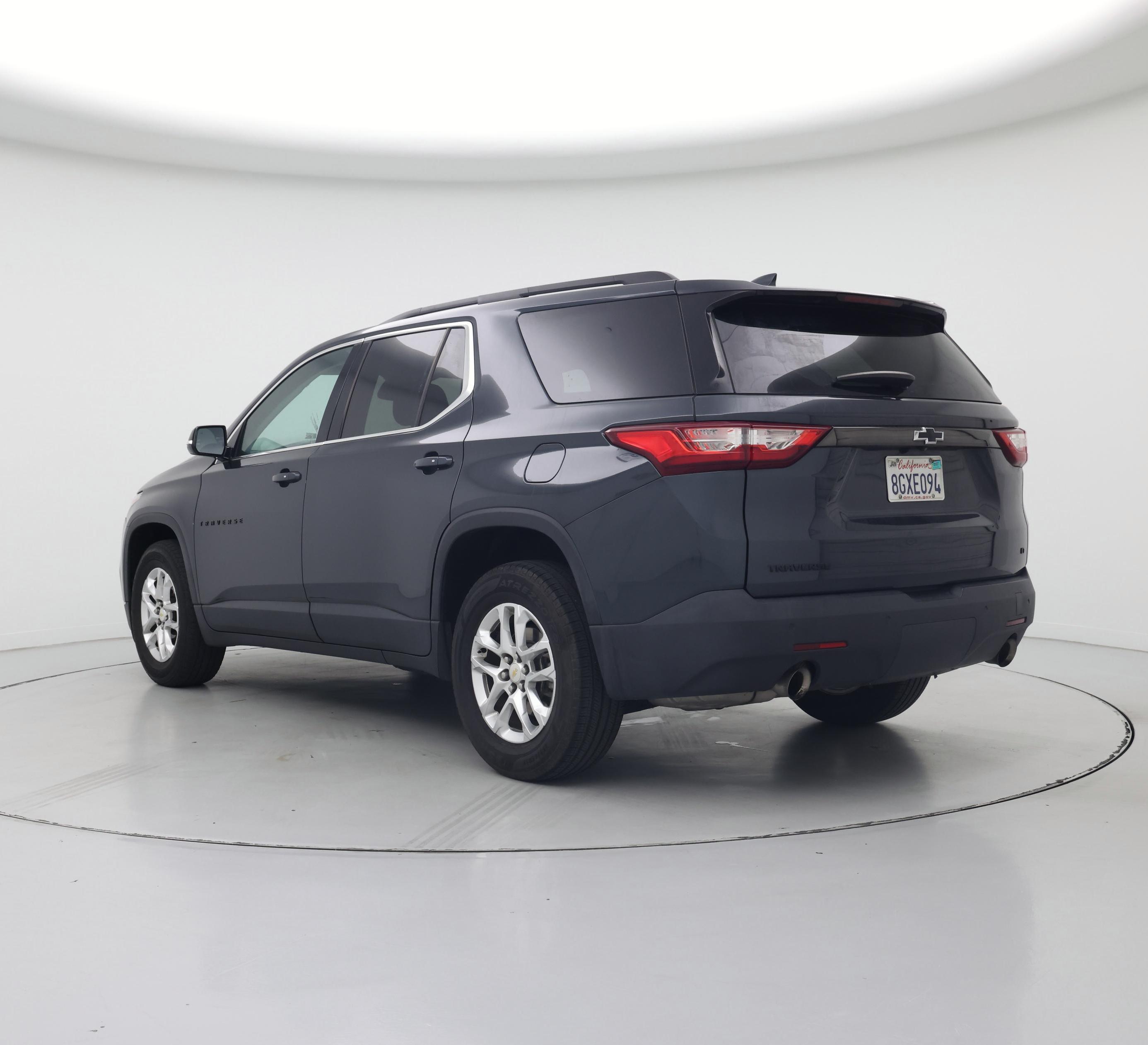 Thumbnail: 2019 Chevrolet Traverse - 2
