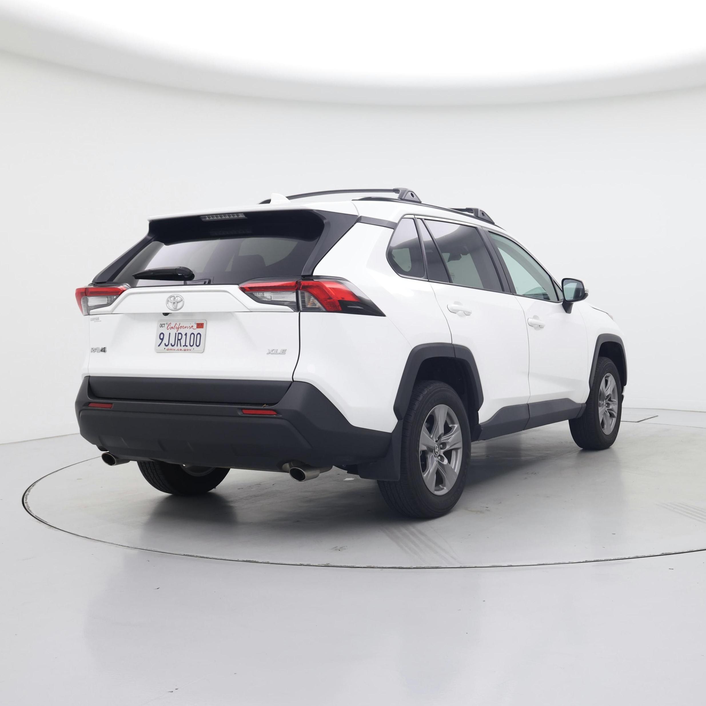 Thumbnail: 2023 Toyota RAV4 - 8