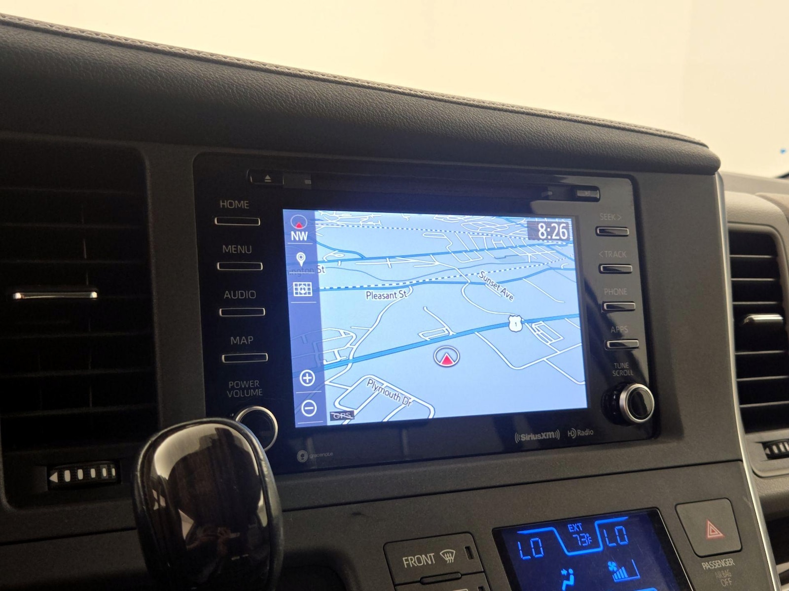 2019 Toyota Sienna XLE - Photo 15
