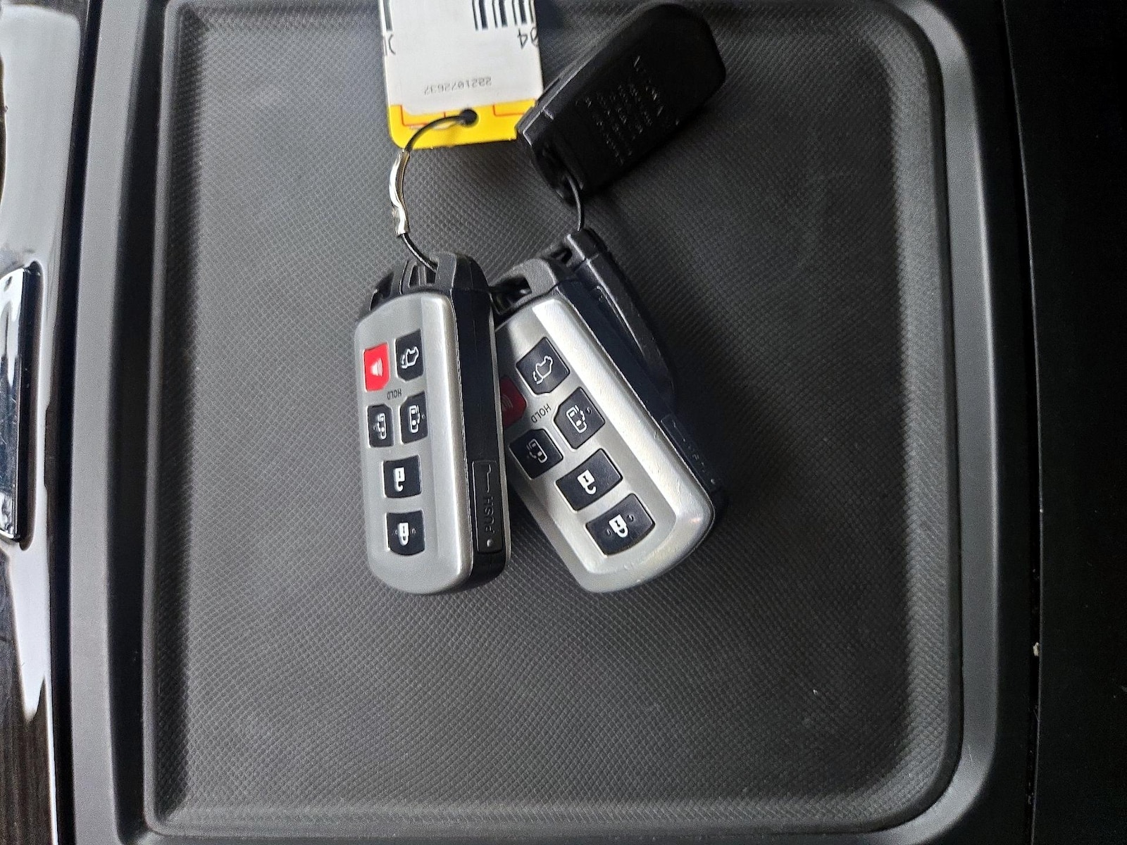 2019 Toyota Sienna XLE - Photo 25