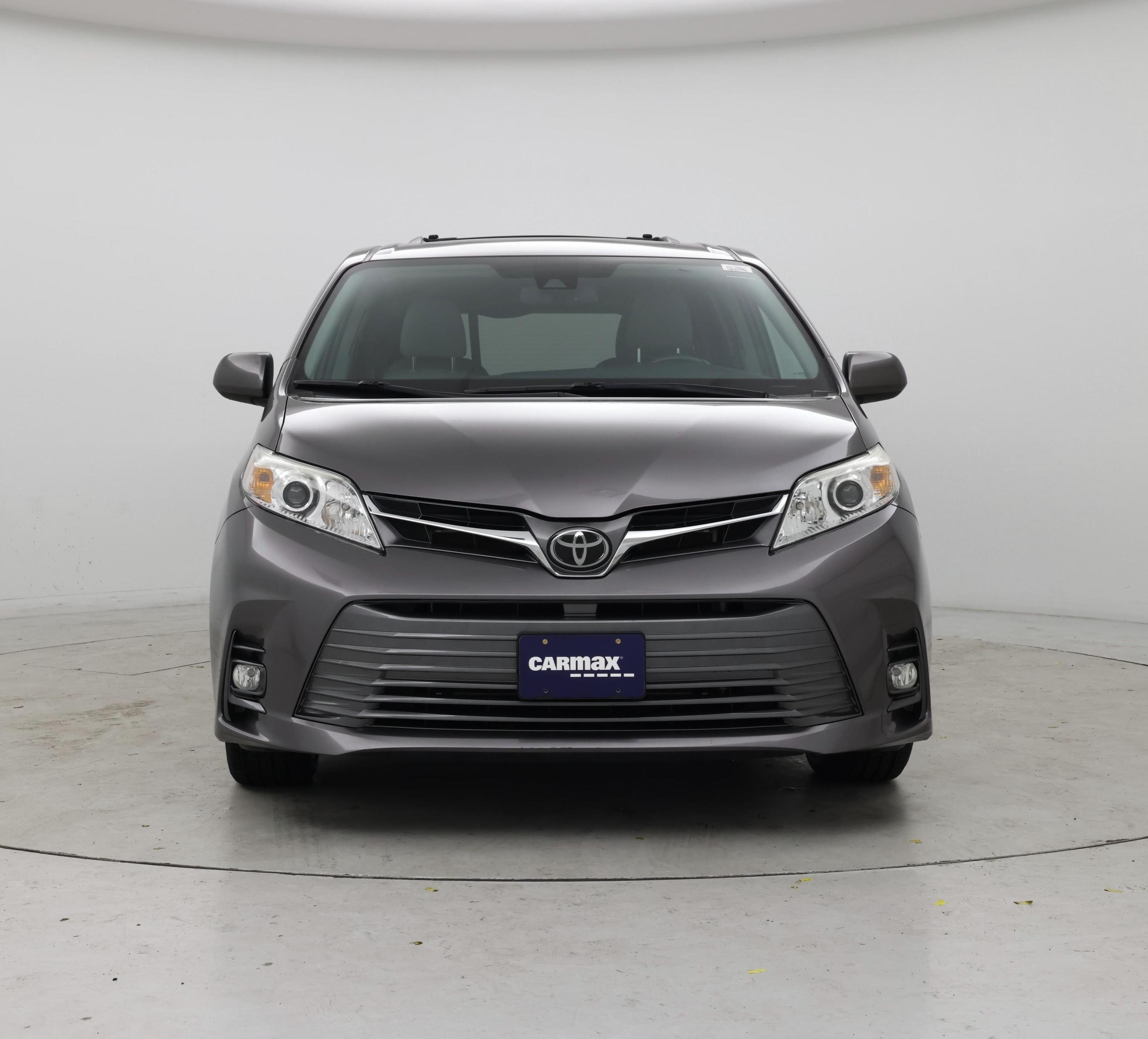 Thumbnail: 2019 Toyota Sienna - 5