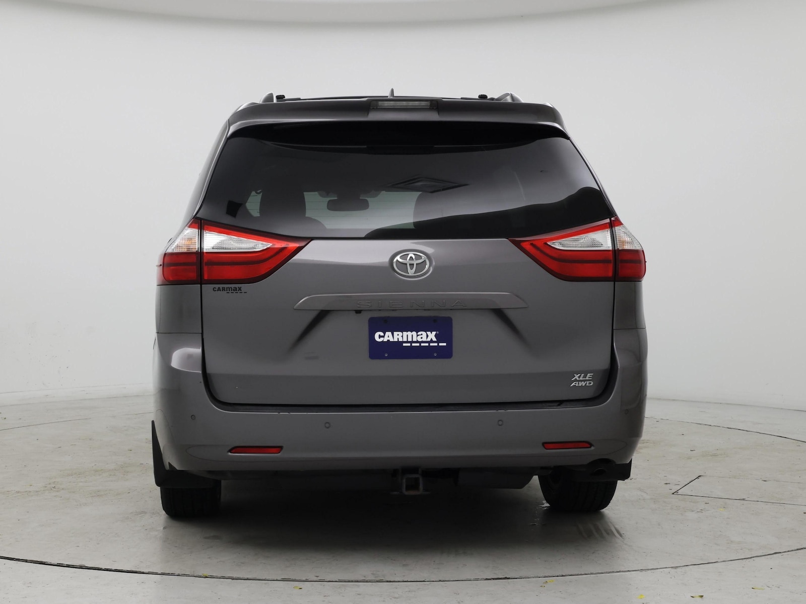 2019 Toyota Sienna XLE - Photo 7