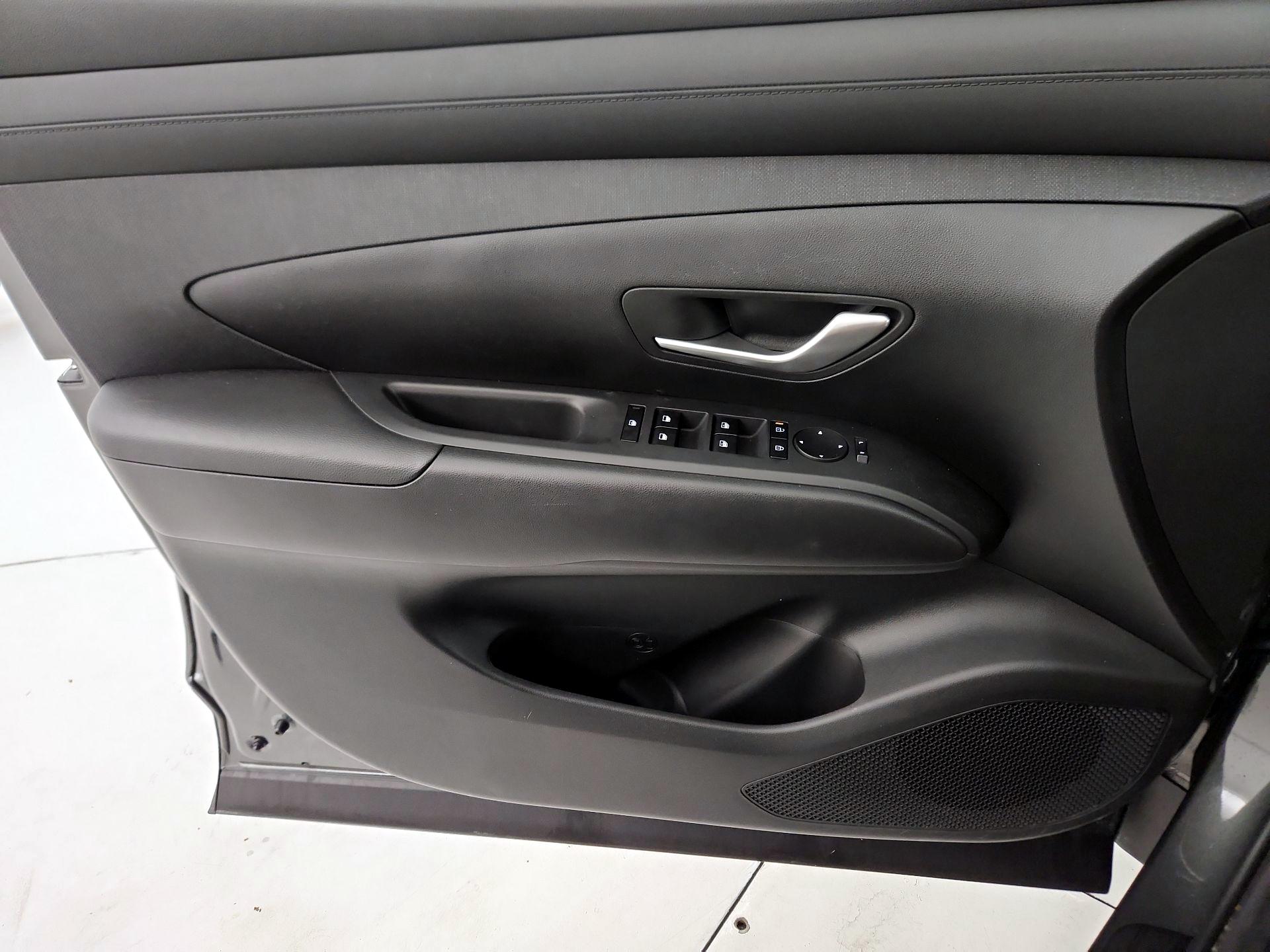 Thumbnail: 2025 Hyundai Tucson - 10