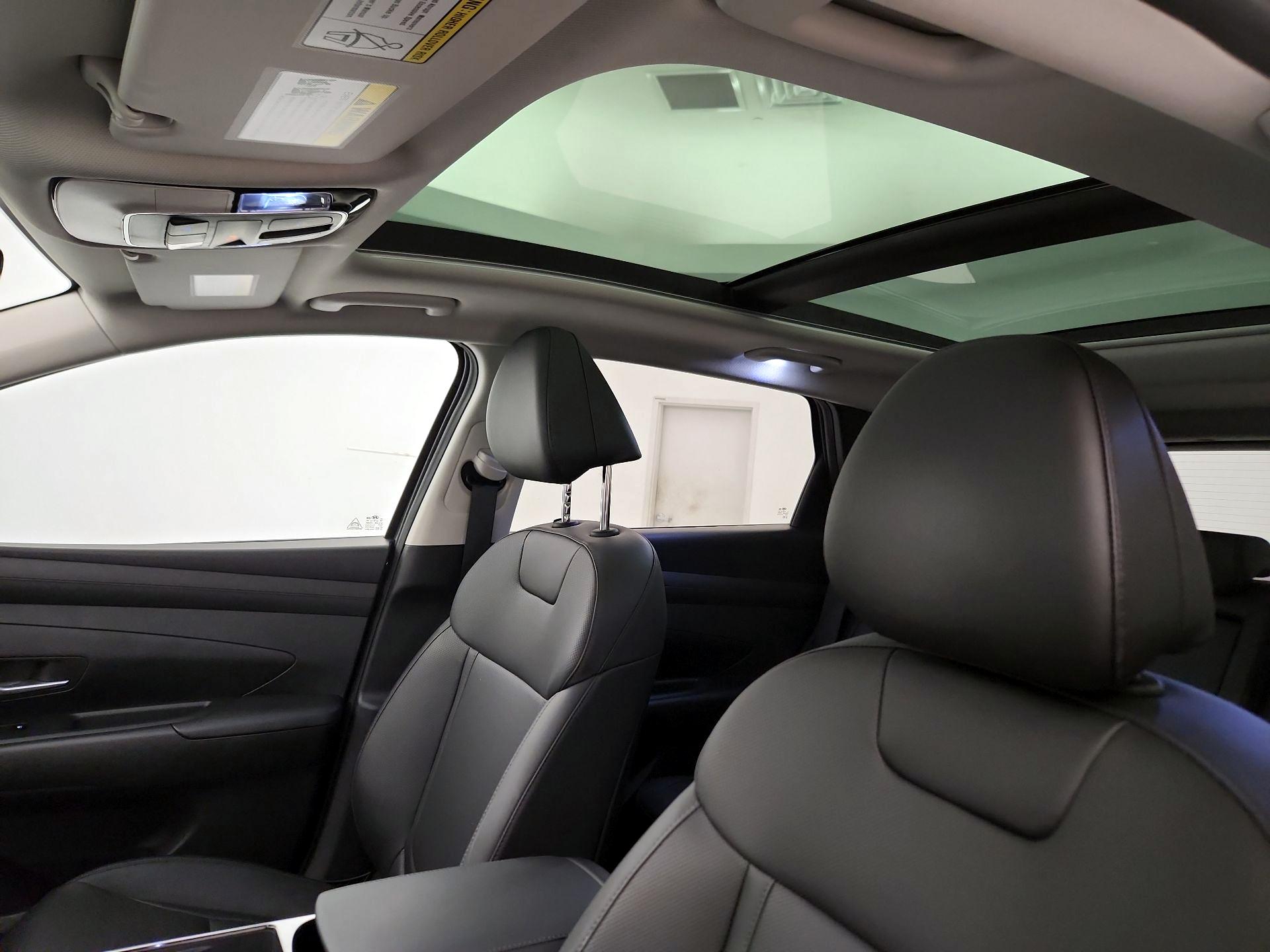 Thumbnail: 2025 Hyundai Tucson - 18
