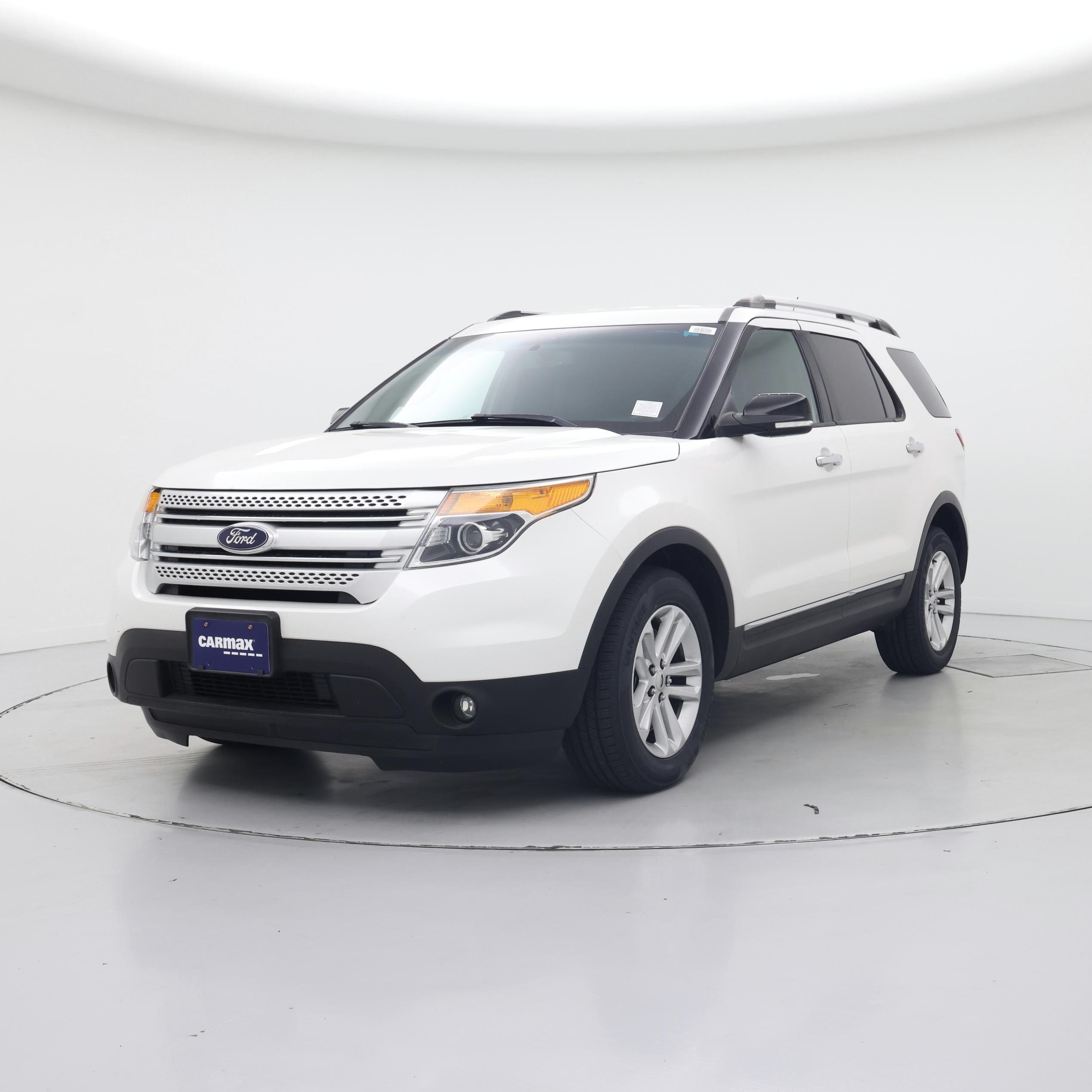 Thumbnail: 2015 Ford Explorer - 4
