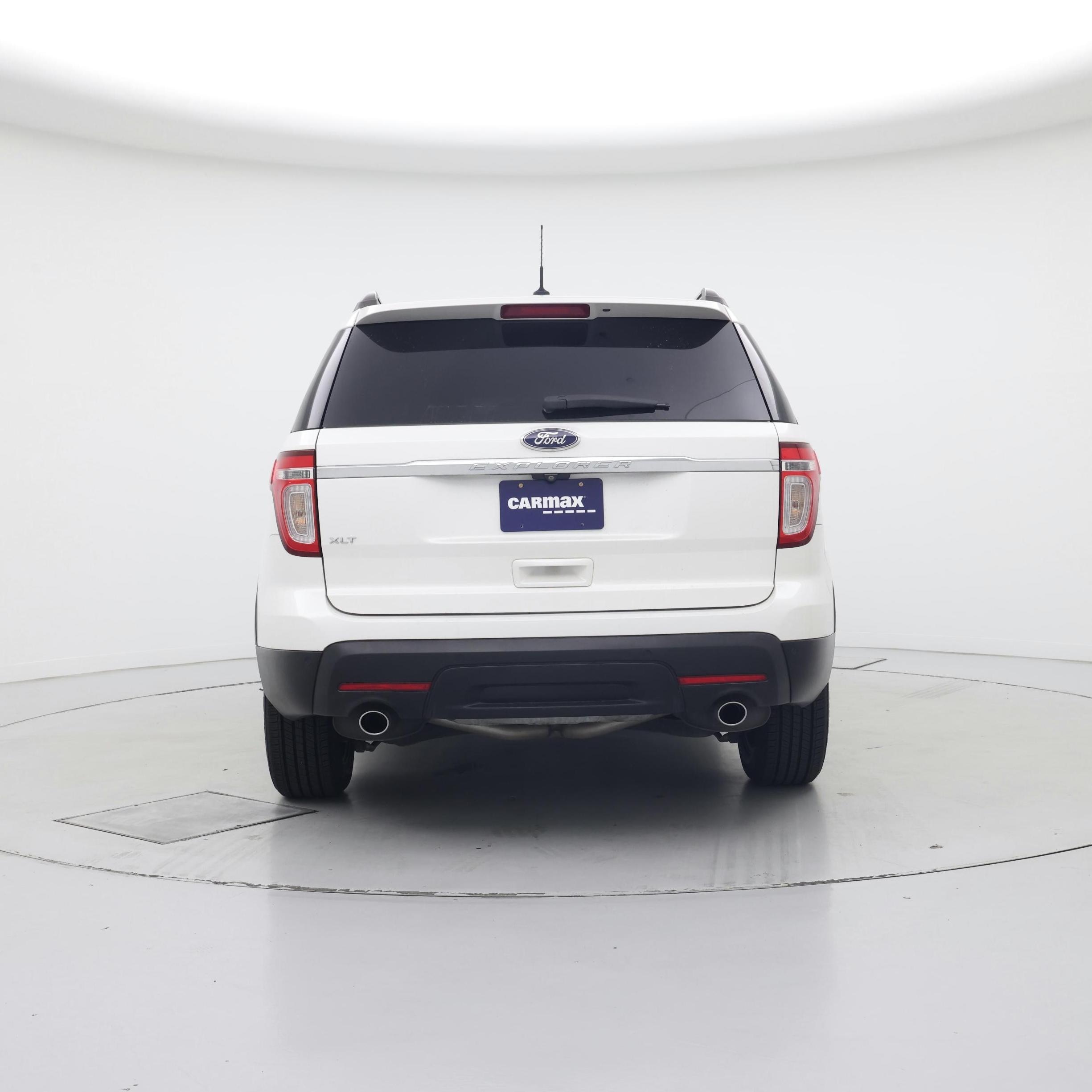 Thumbnail: 2015 Ford Explorer - 6