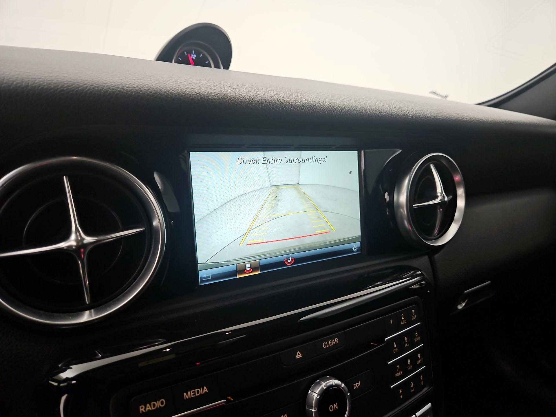 Thumbnail: 2019 Mercedes-Benz SLC - 14