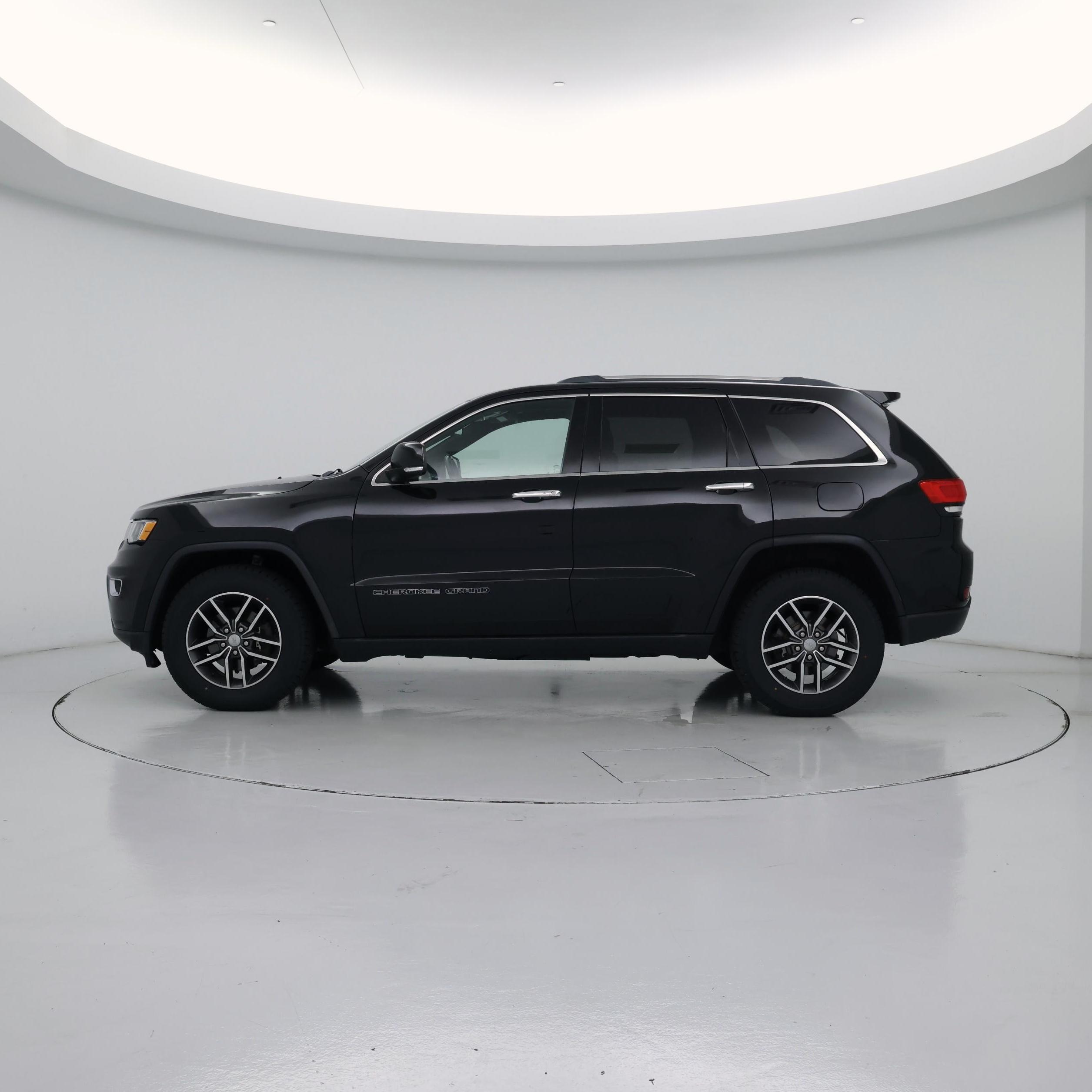 Thumbnail: 2018 Jeep Grand Cherokee - 3