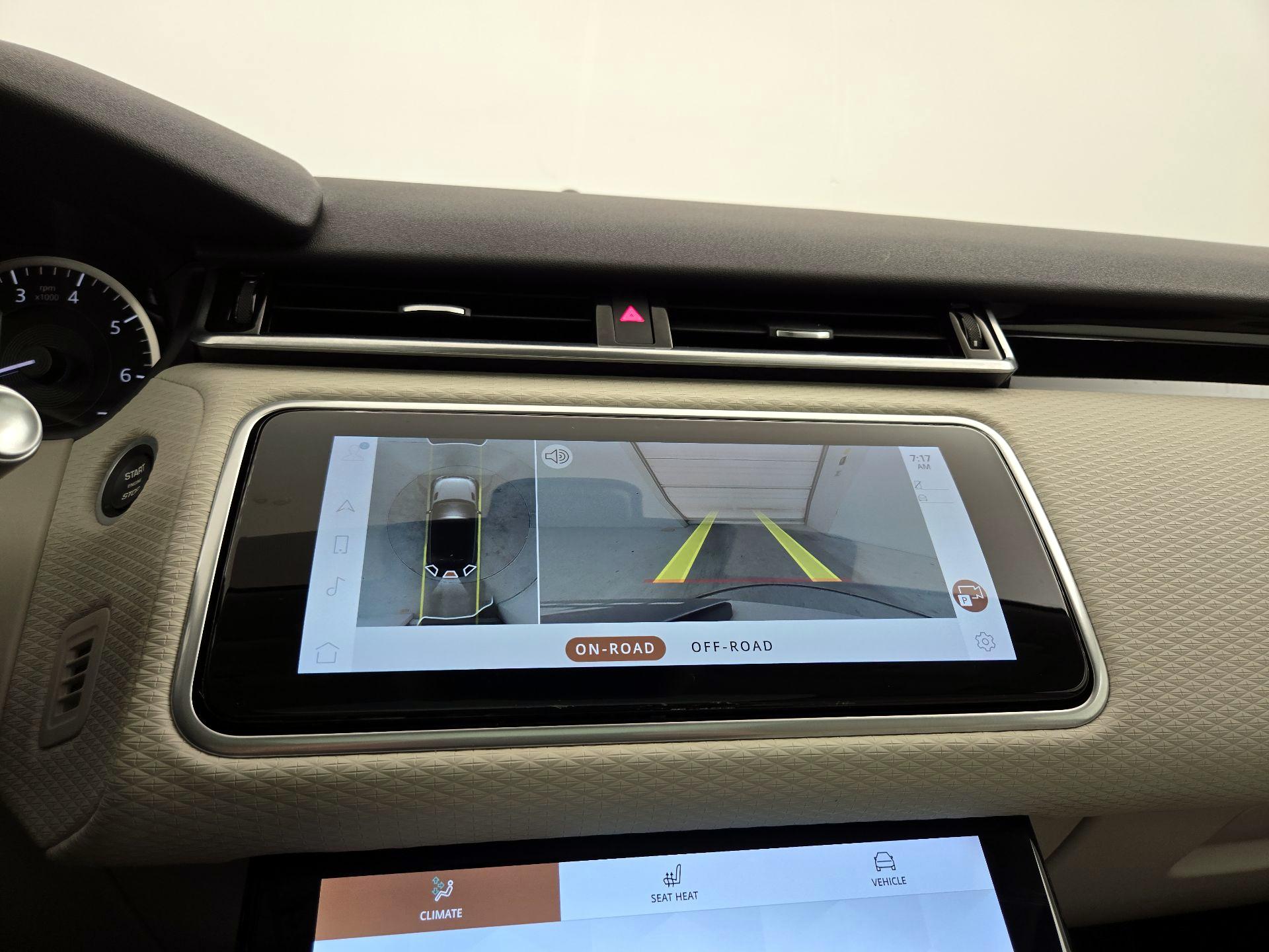 Thumbnail: 2021 Land Rover Range Rover Velar - 15