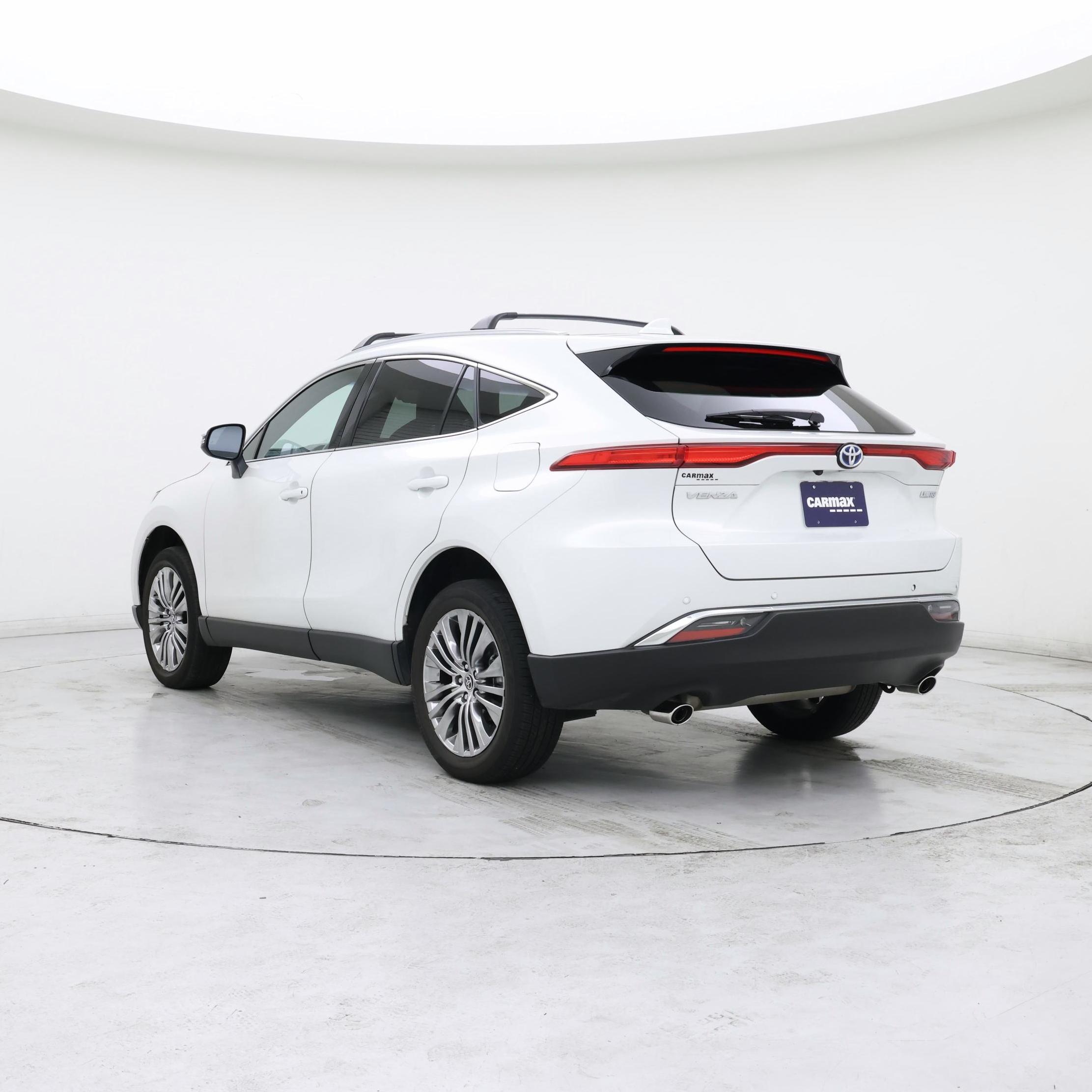 Thumbnail: 2023 Toyota Venza - 2