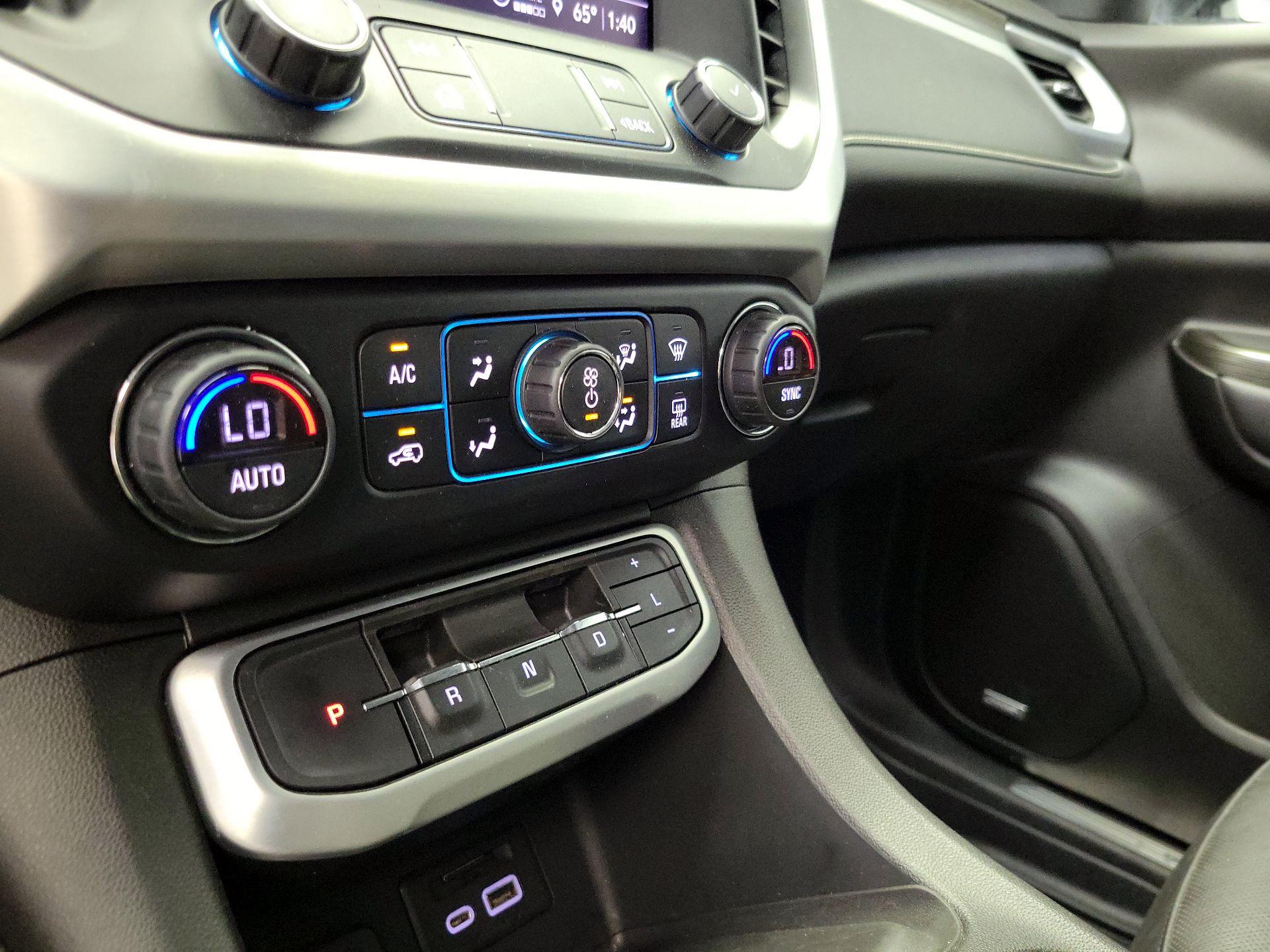Thumbnail: 2021 GMC Acadia - 17