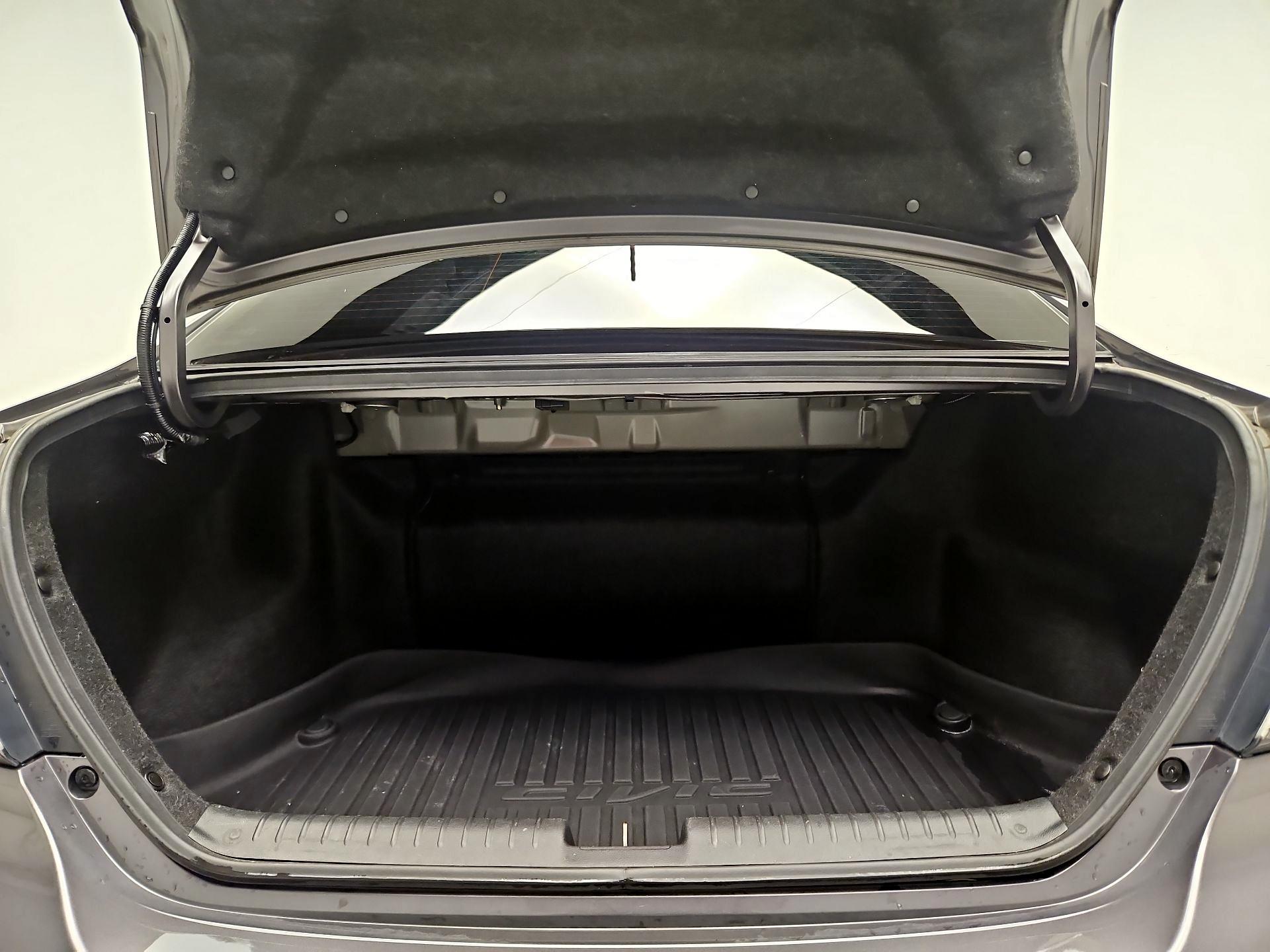 Thumbnail: 2015 Honda Civic - 20