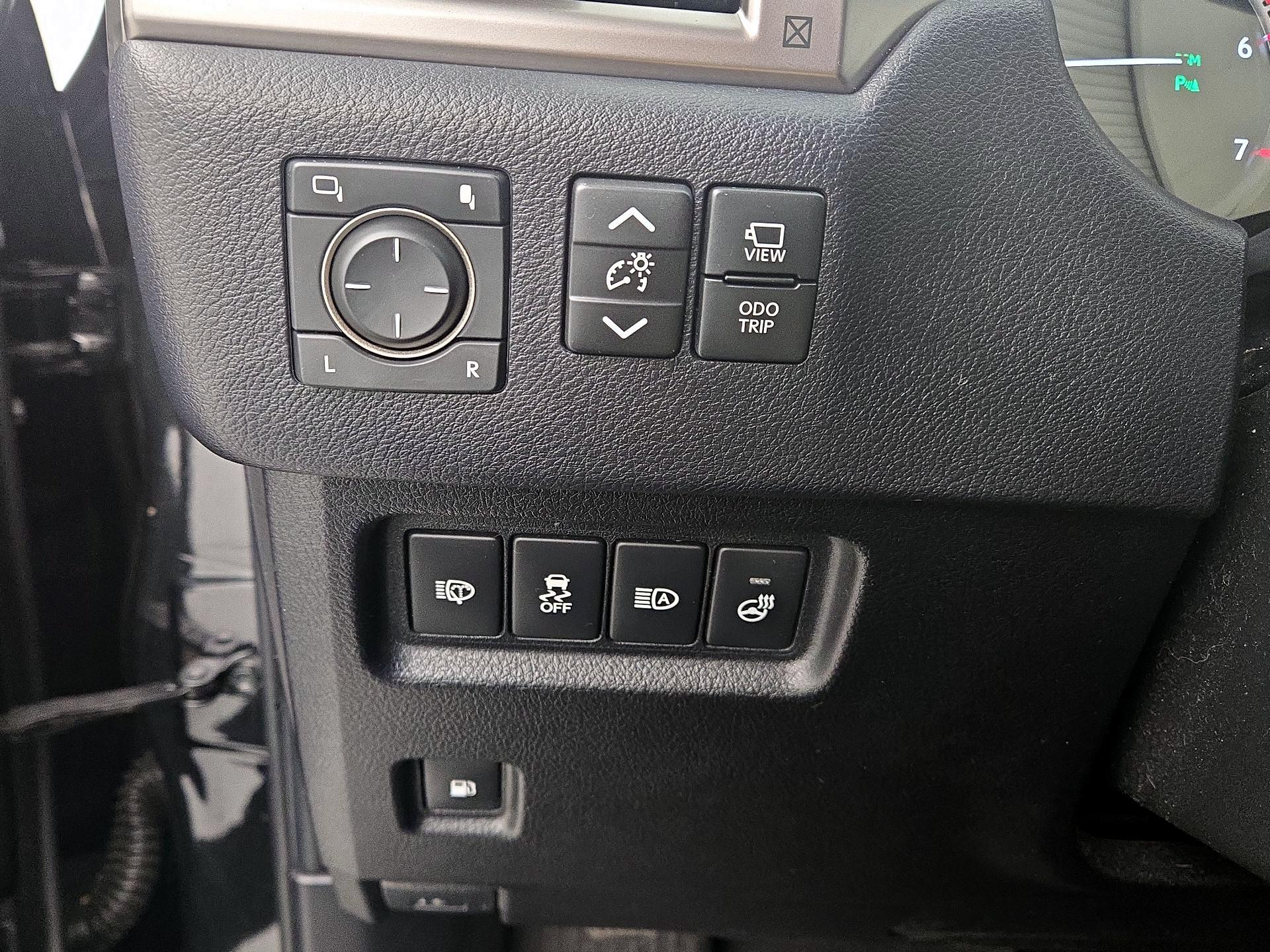 Thumbnail: 2023 Lexus GX - 13