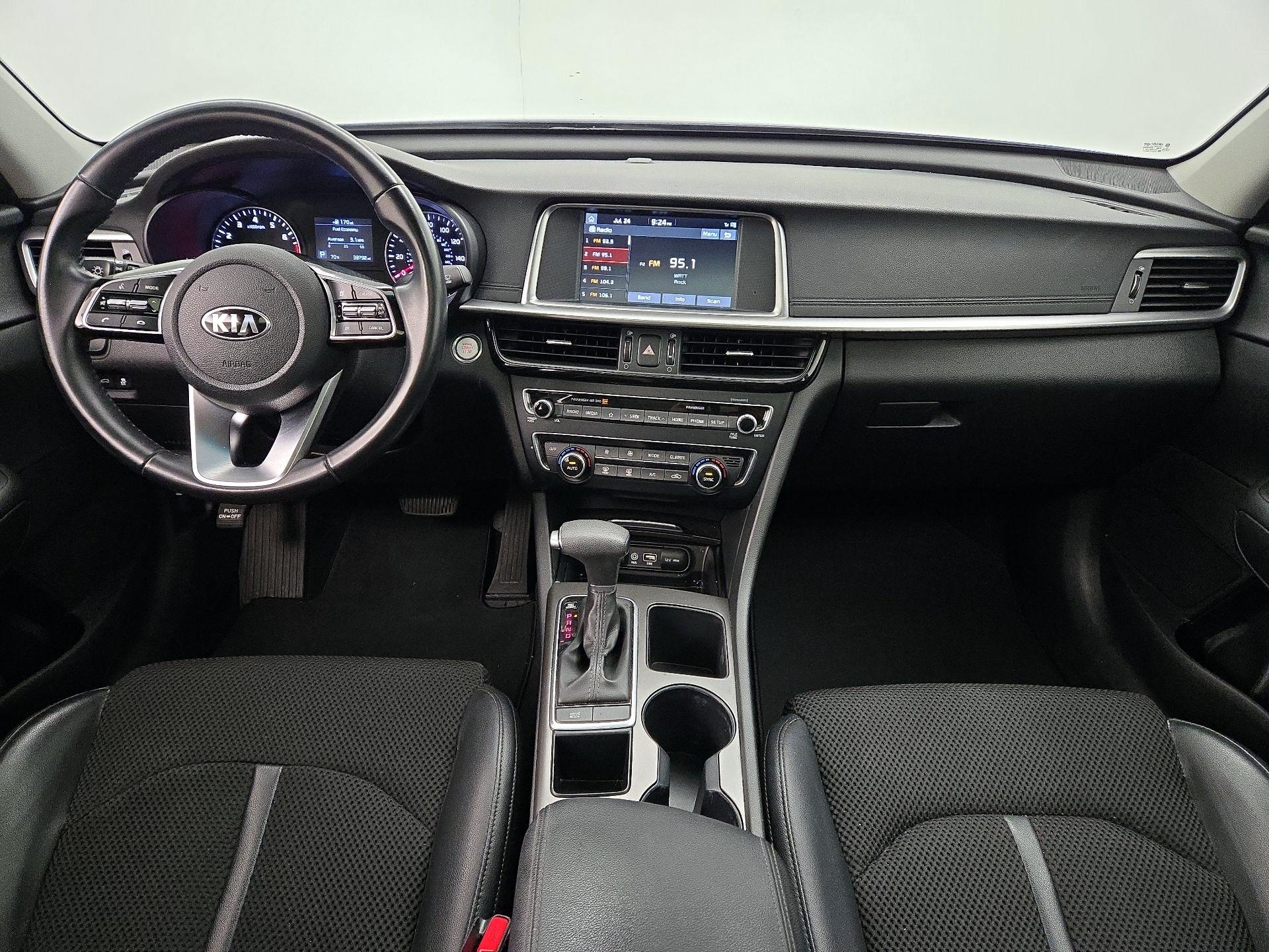 Thumbnail: 2019 Kia Optima - 9