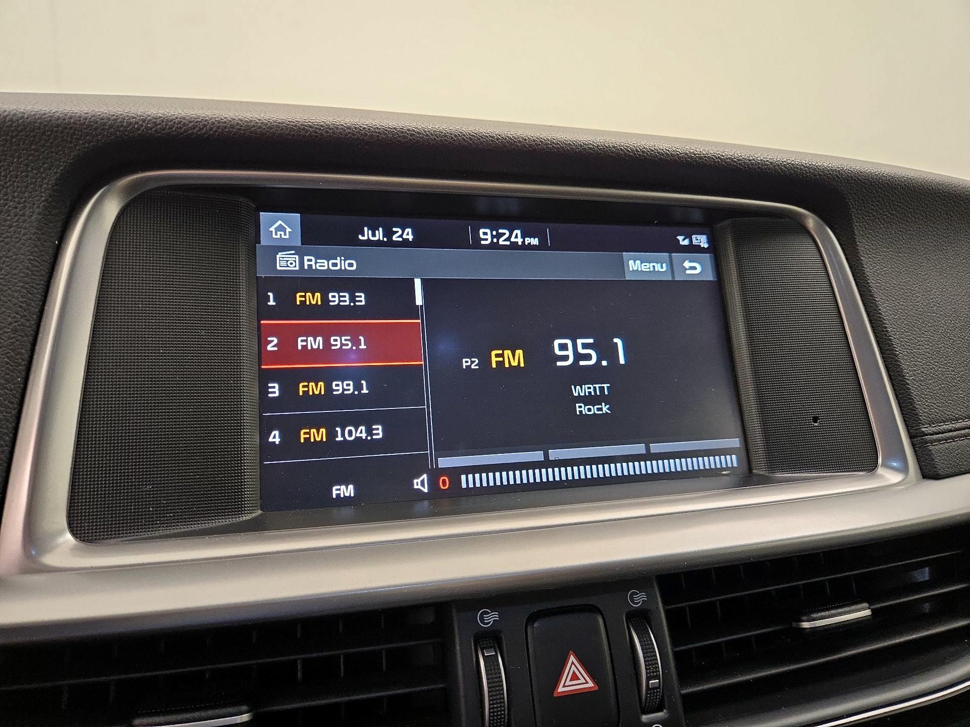 Thumbnail: 2019 Kia Optima - 15