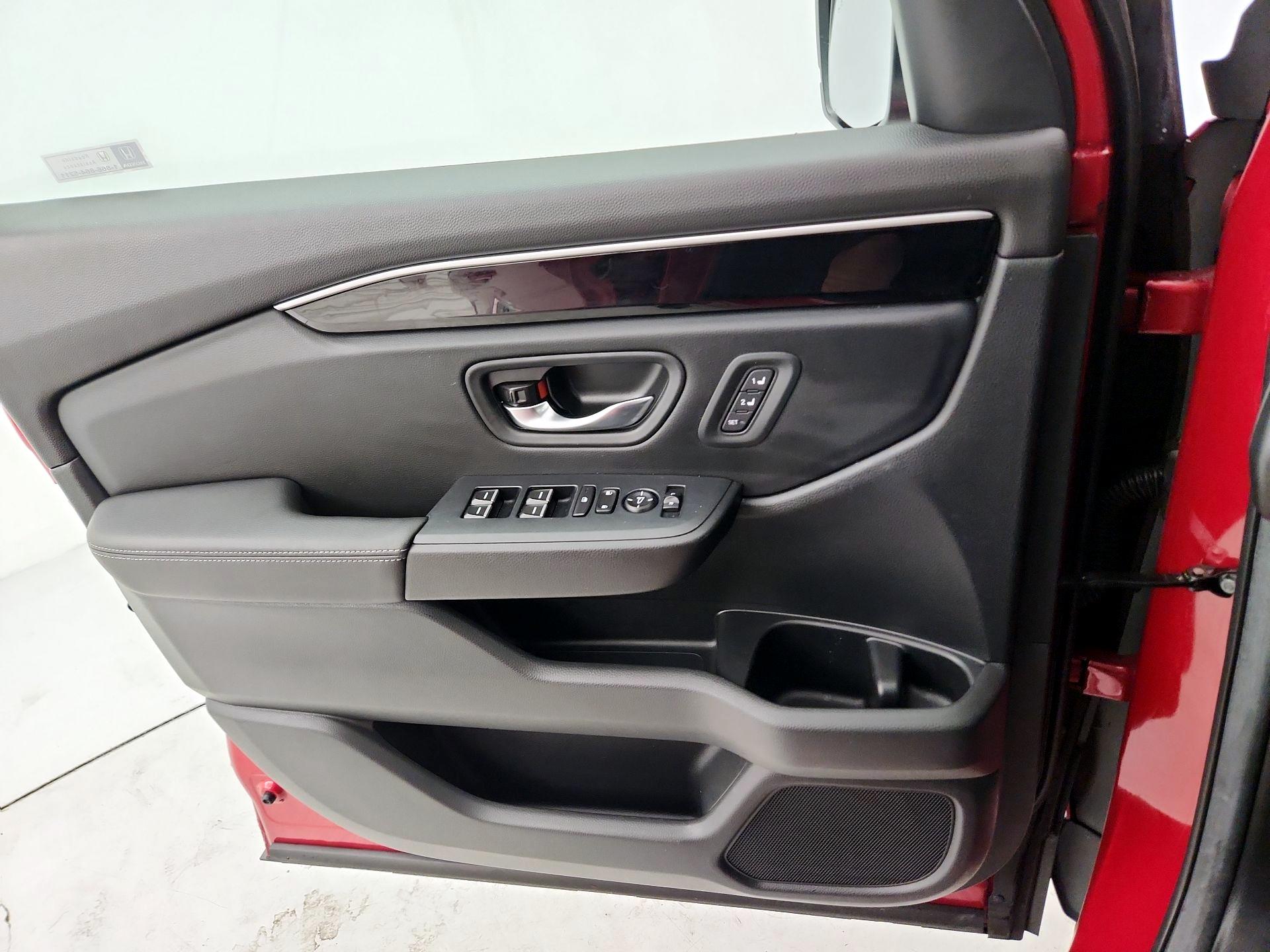 Thumbnail: 2025 Honda Pilot - 12
