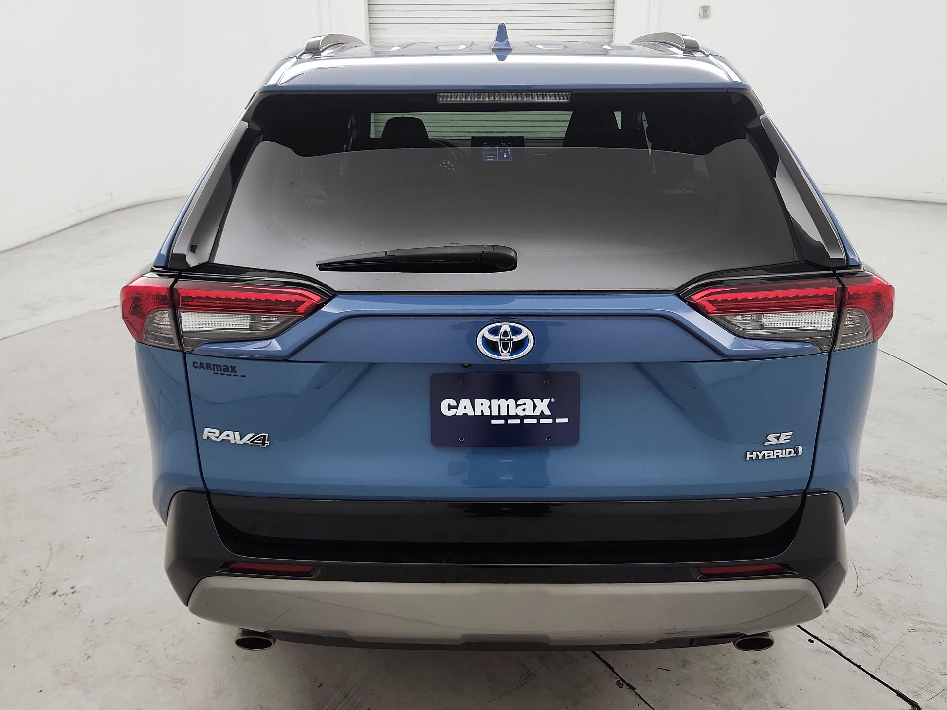 Thumbnail: 2022 Toyota RAV4 - 6
