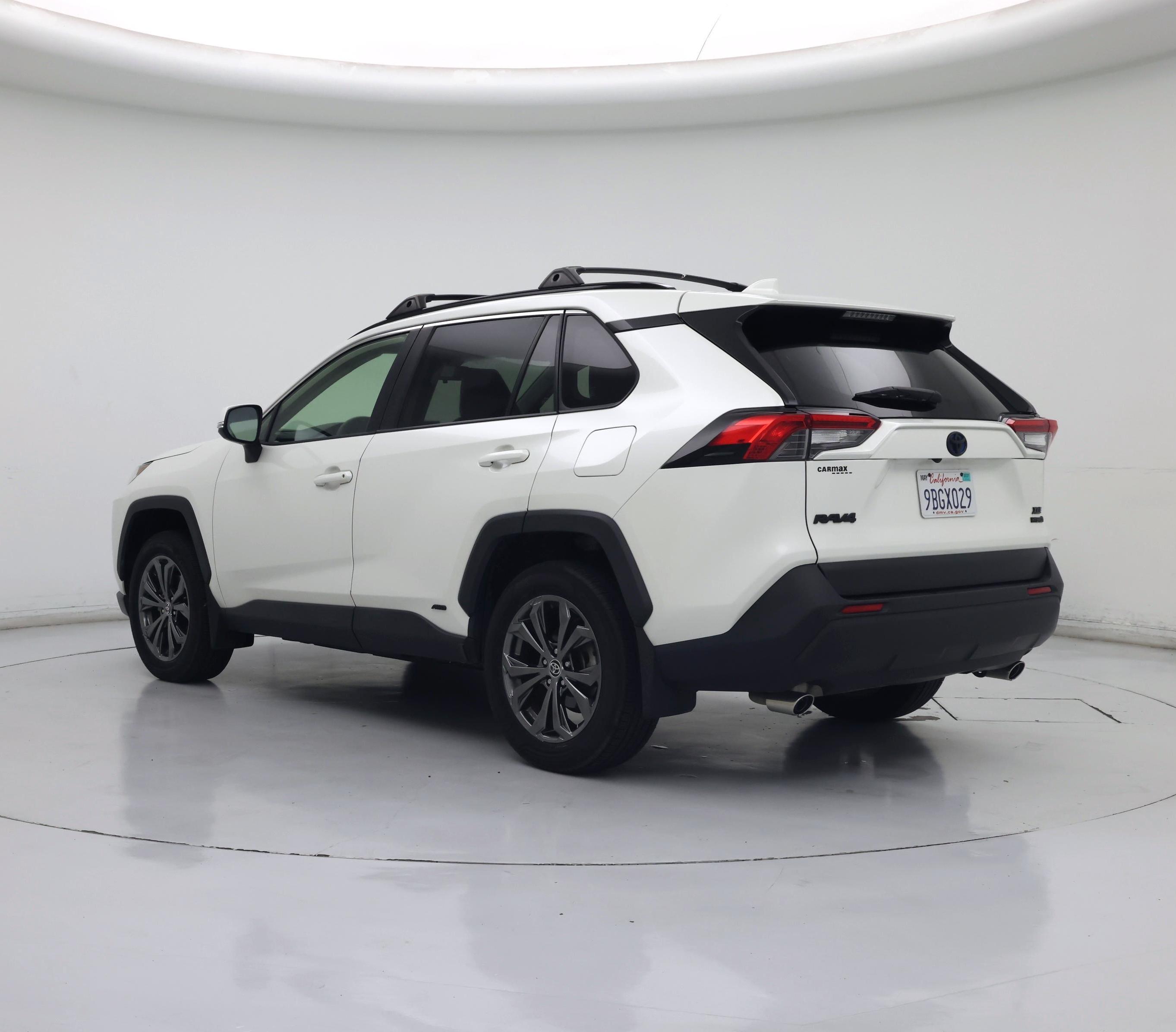 Thumbnail: 2022 Toyota RAV4 - 2