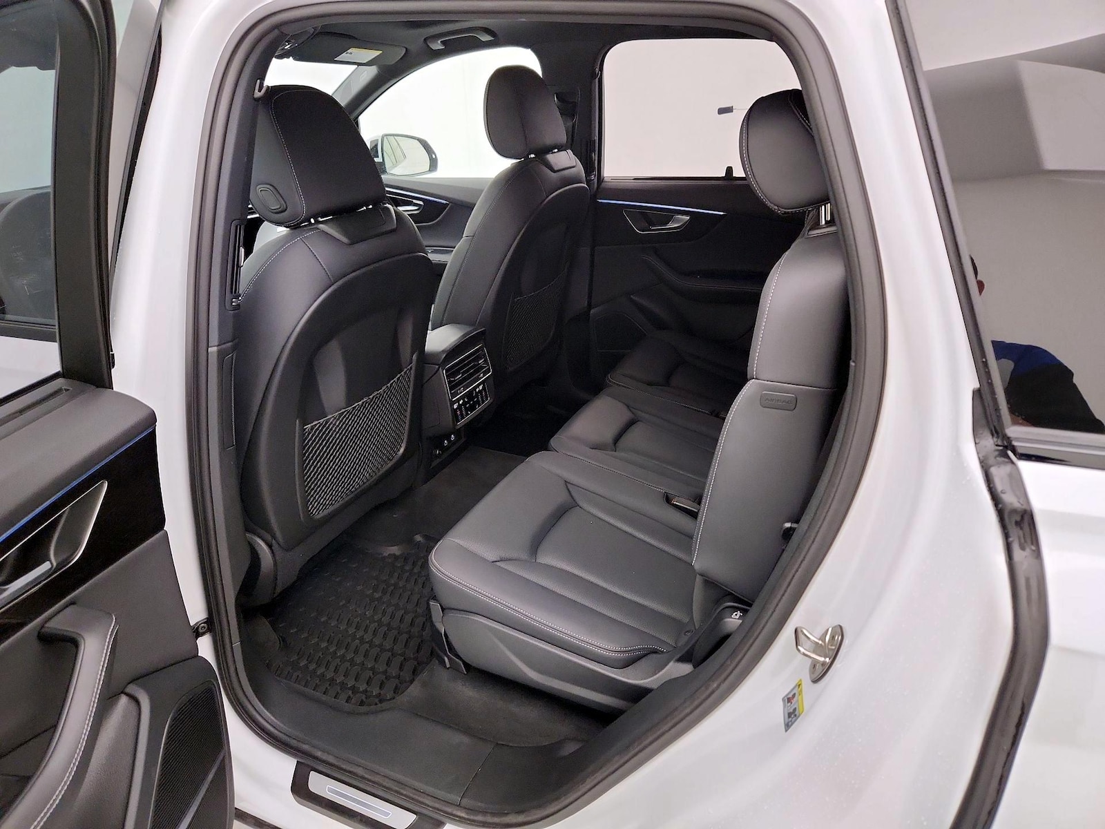 Rear Air Conditioning