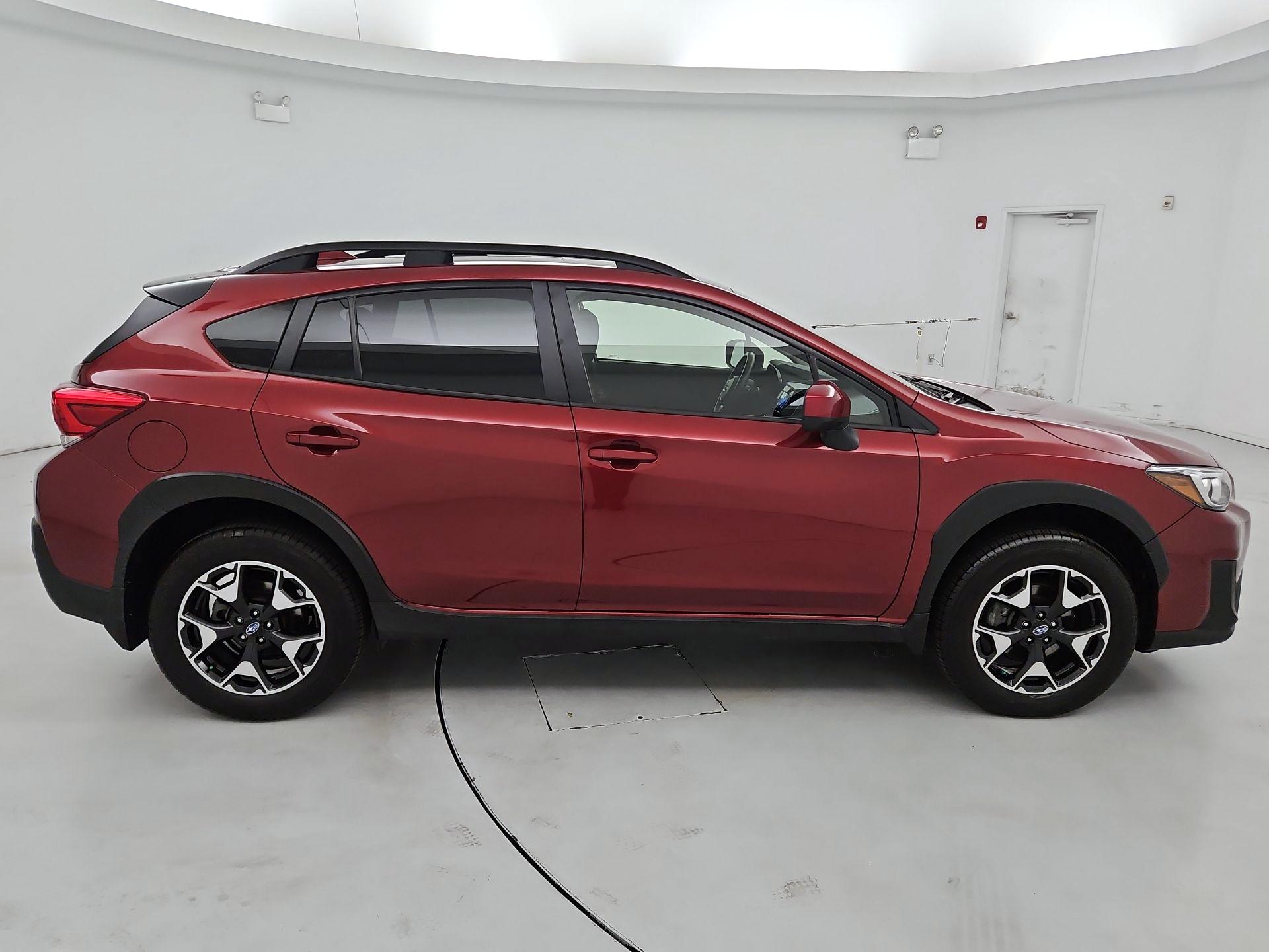 Thumbnail: 2019 Subaru Crosstrek - 4