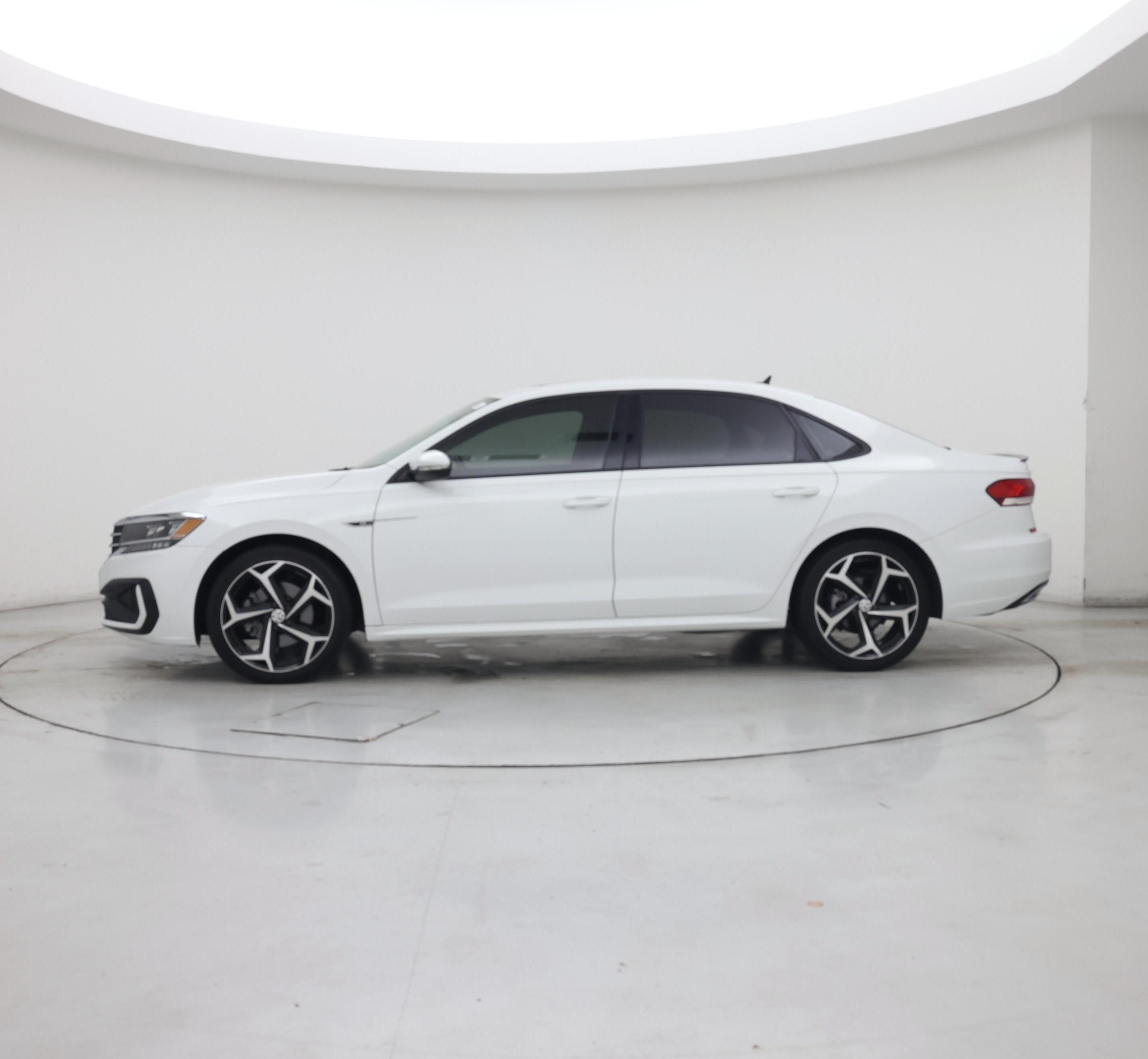 Thumbnail: 2020 Volkswagen Passat - 3