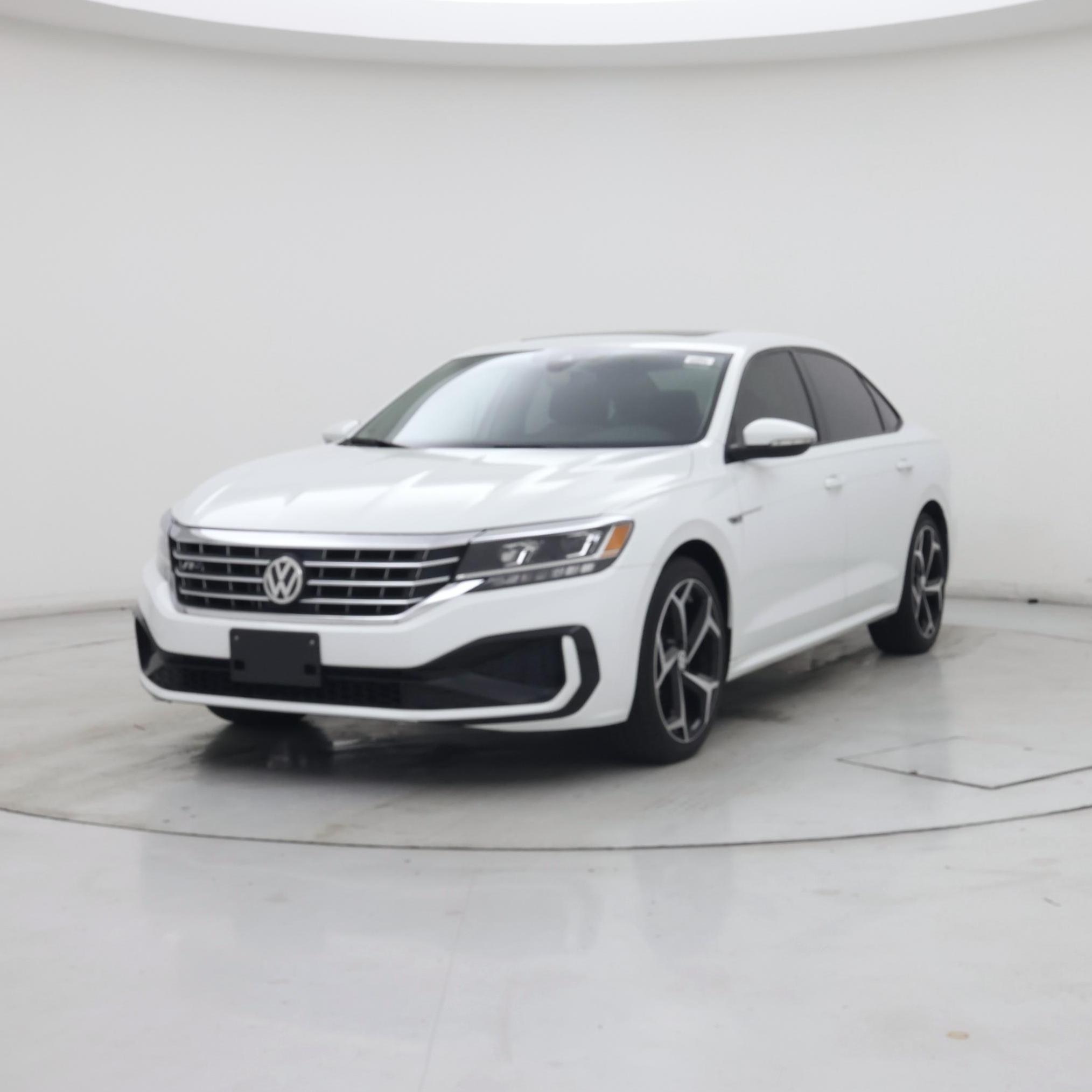 Thumbnail: 2020 Volkswagen Passat - 4