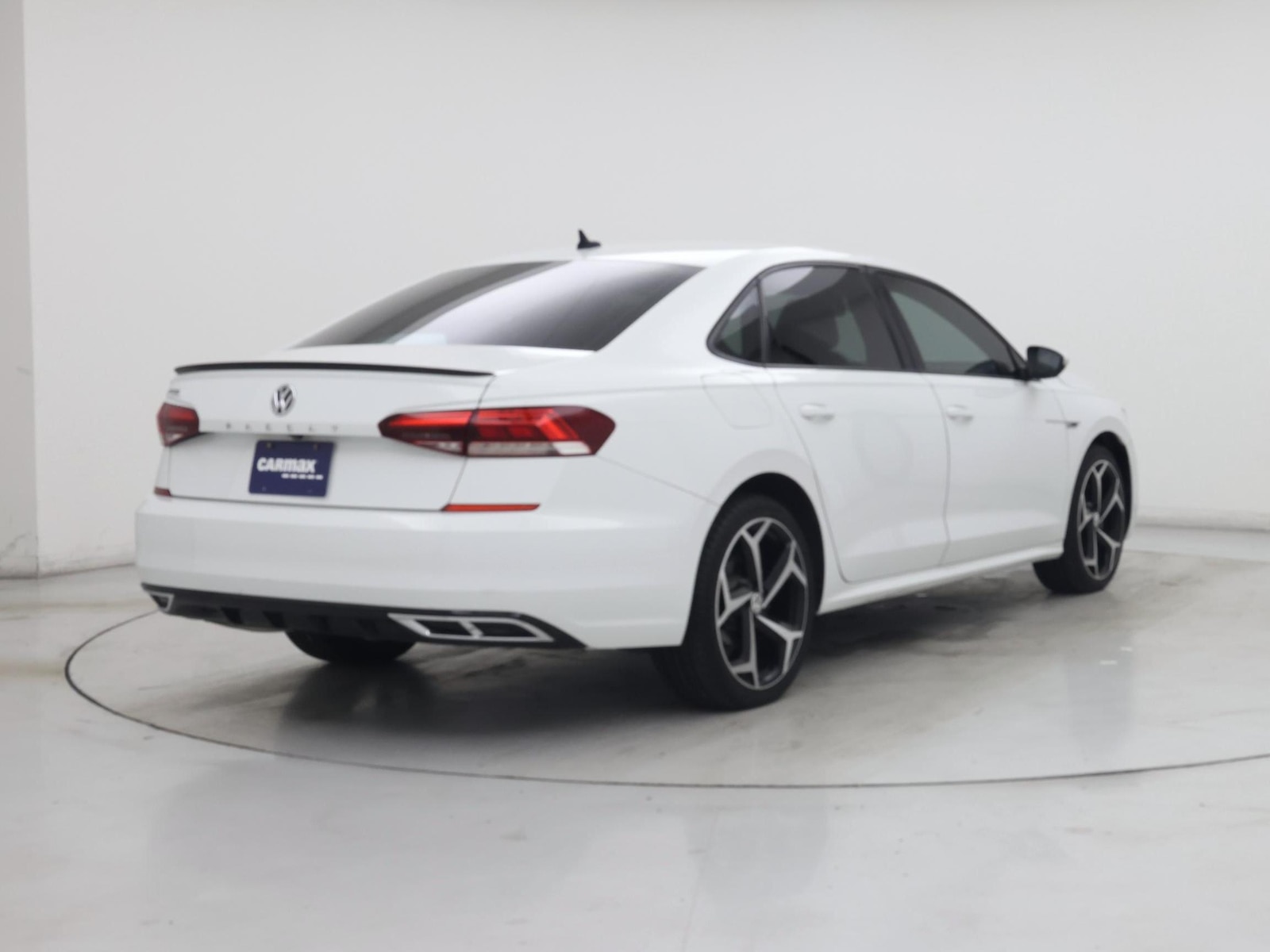 2020 Volkswagen Passat R-Line - Photo 9