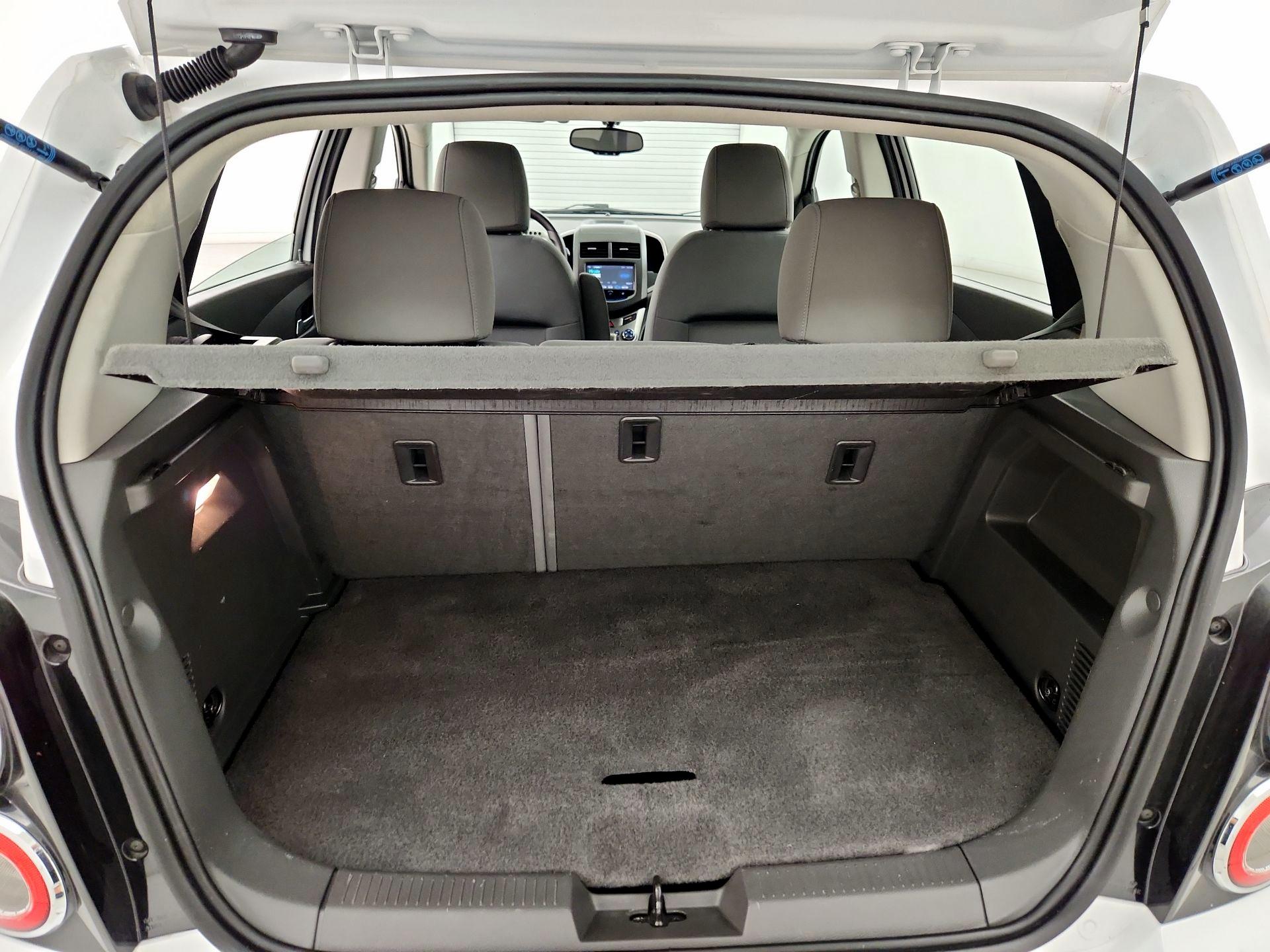 Thumbnail: 2016 Chevrolet Sonic - 20