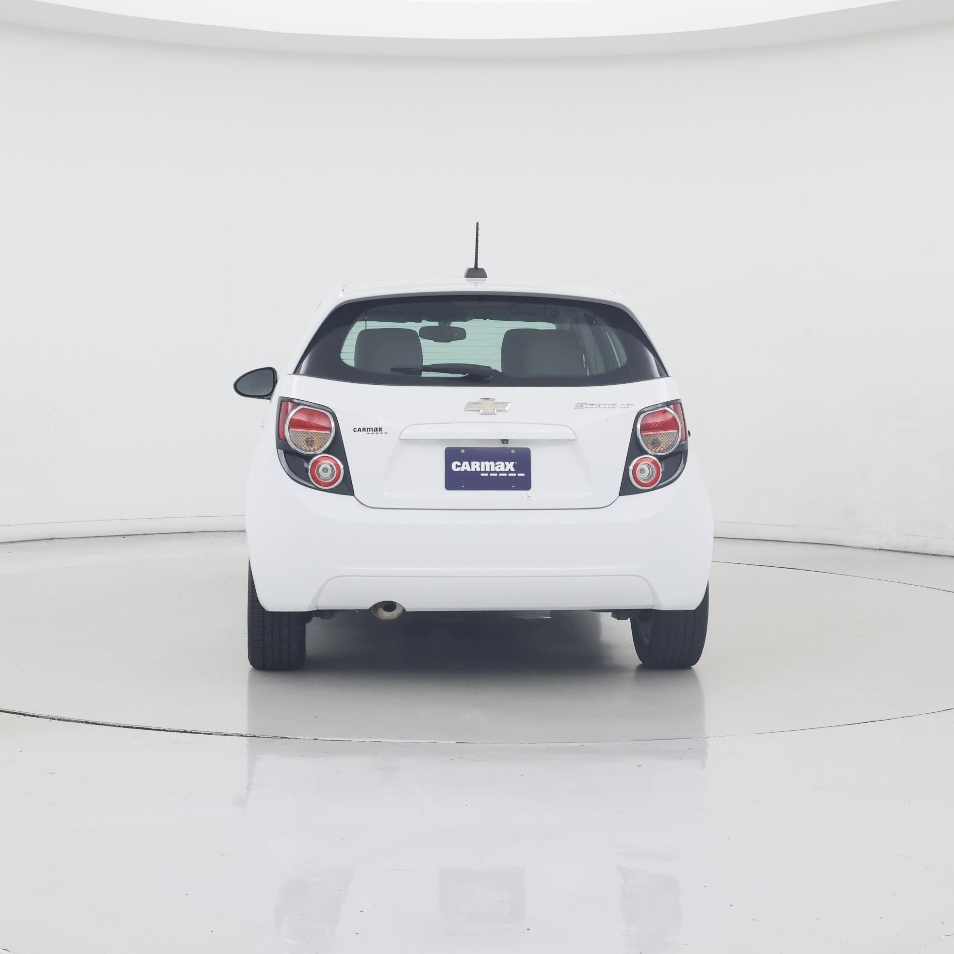 Thumbnail: 2016 Chevrolet Sonic - 6