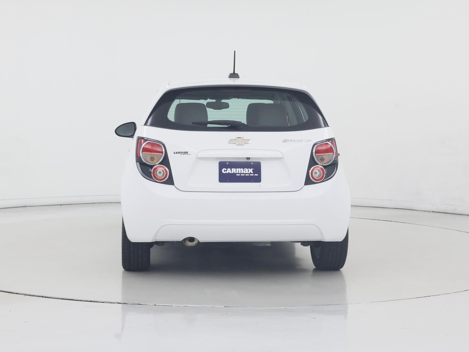 2016 Chevrolet Sonic LT - Photo 7