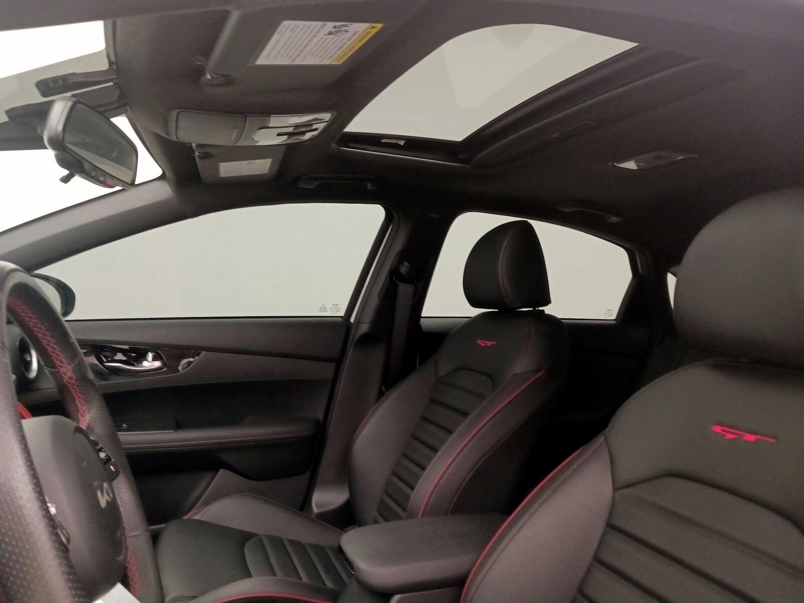 Sunroof(s) & Overhead Airbags