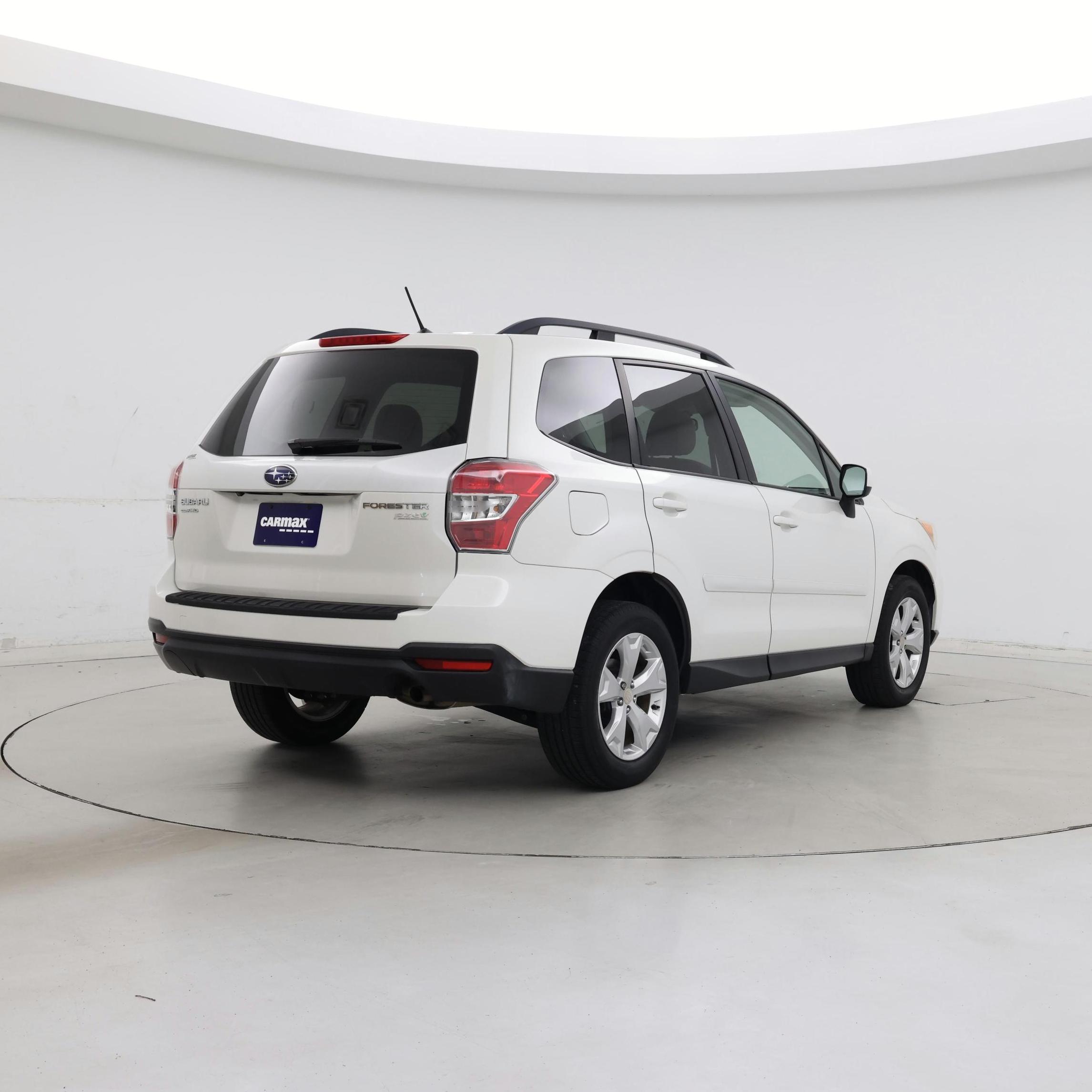 Thumbnail: 2015 Subaru Forester - 8