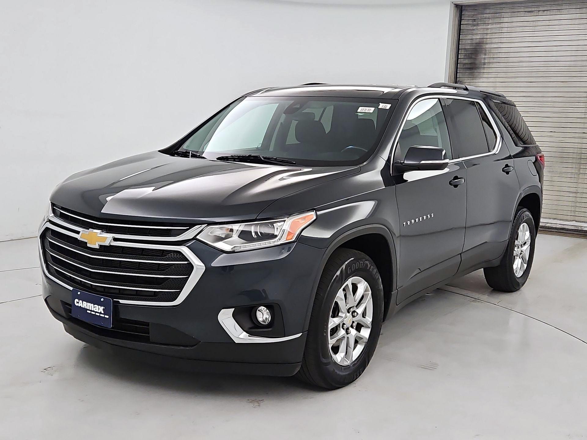 Thumbnail: 2021 Chevrolet Traverse - 3