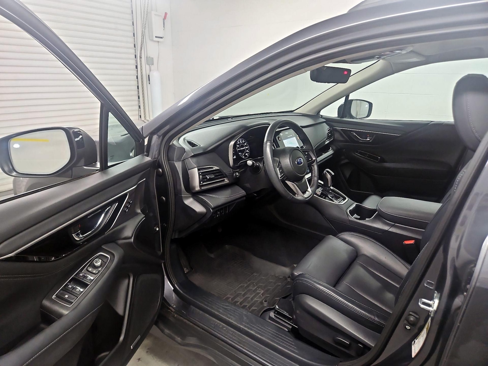 2025 Subaru Outback Limited - Photo 12