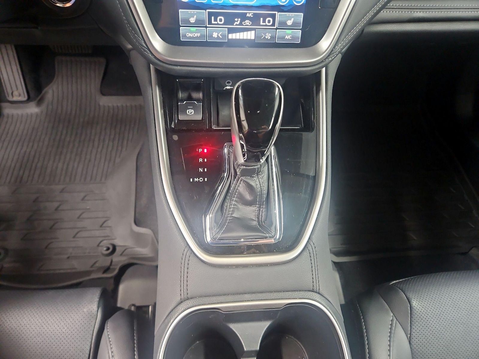 2025 Subaru Outback Limited - Photo 19