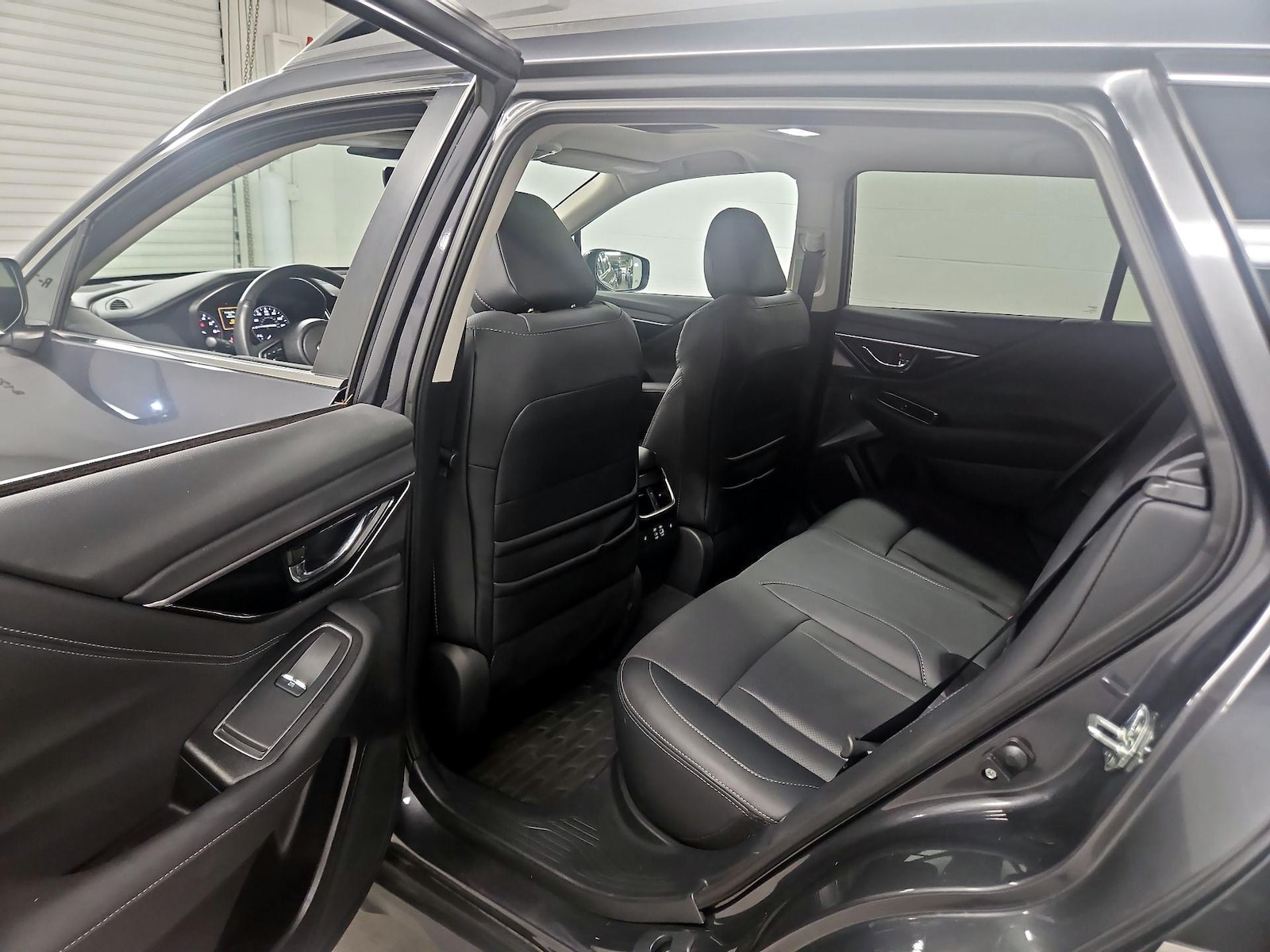 2025 Subaru Outback Limited - Photo 22