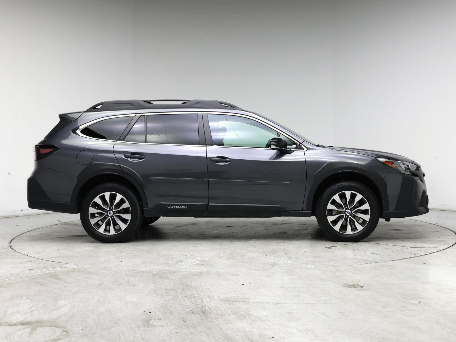 2025 Subaru Outback Limited - Photo 8
