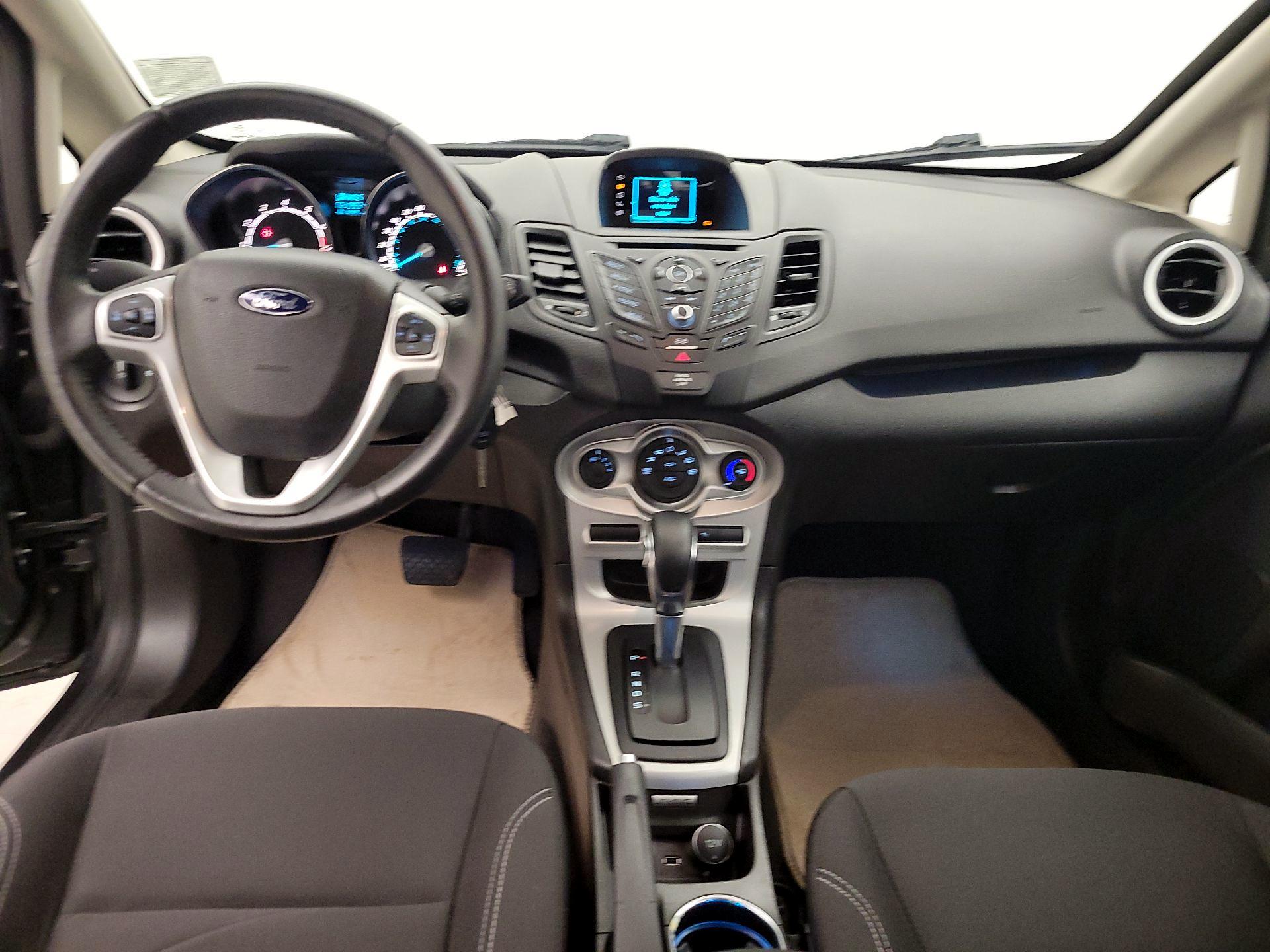 Thumbnail: 2016 Ford Fiesta - 9