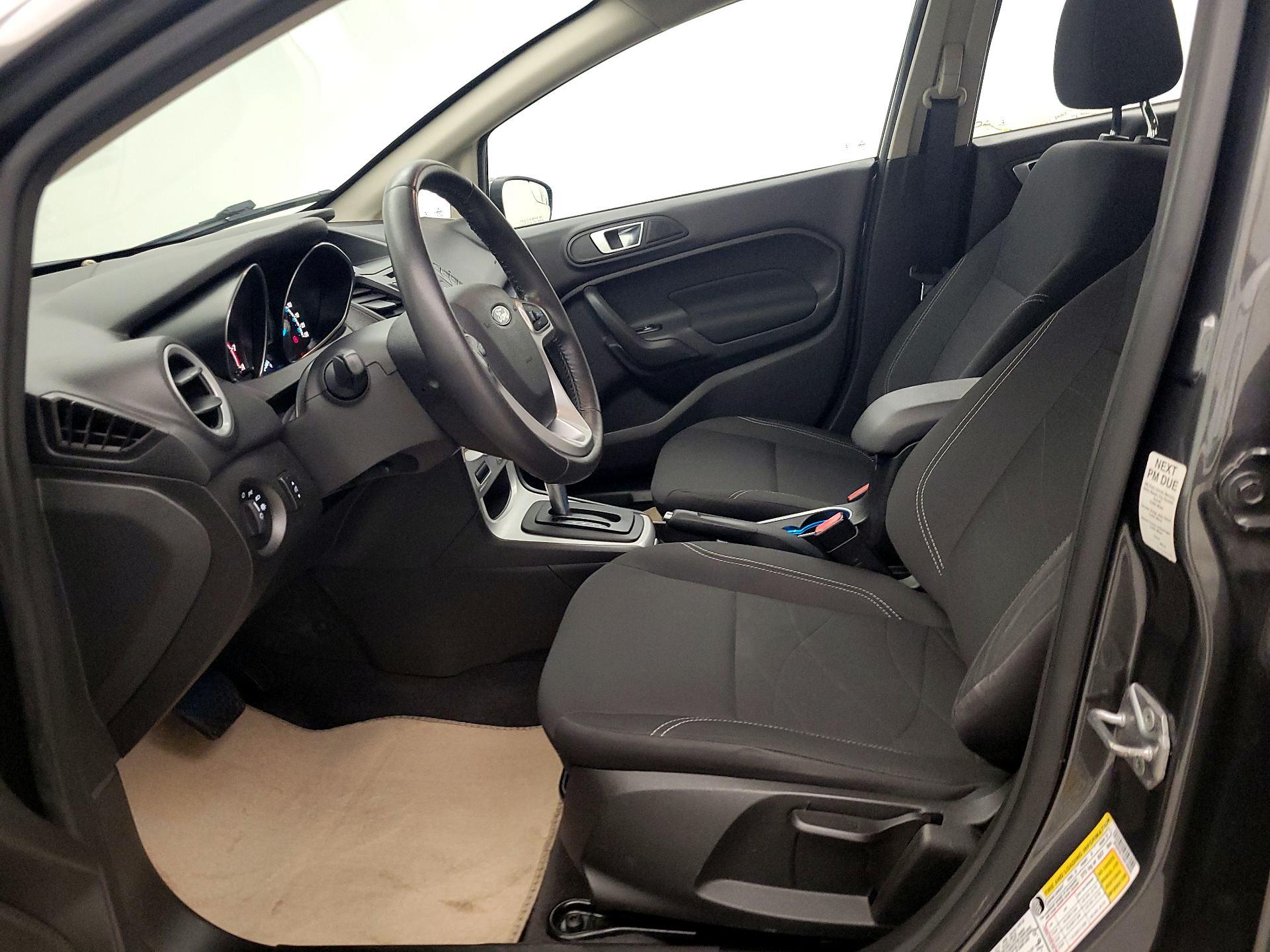 Thumbnail: 2016 Ford Fiesta - 11
