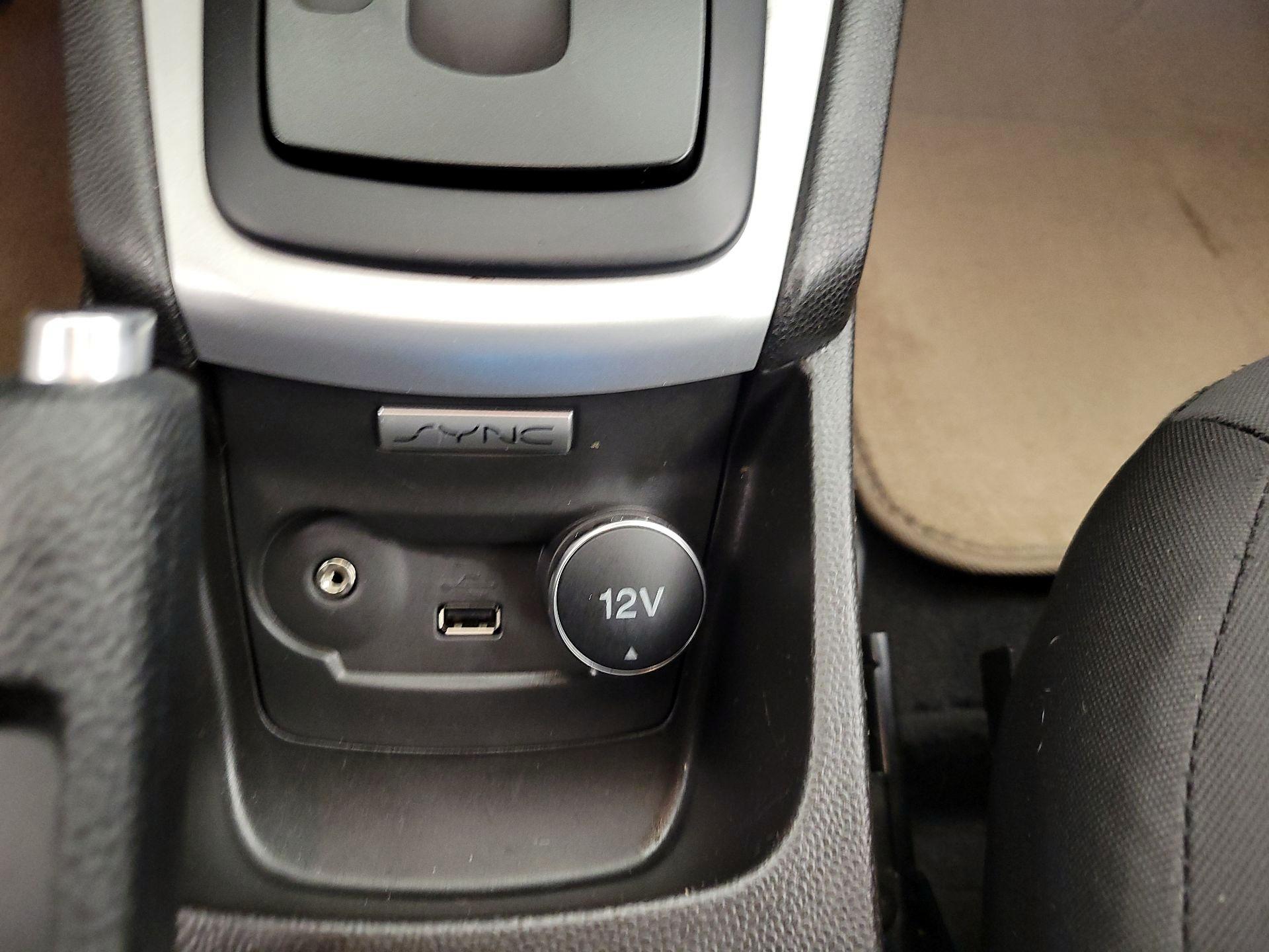 Thumbnail: 2016 Ford Fiesta - 17